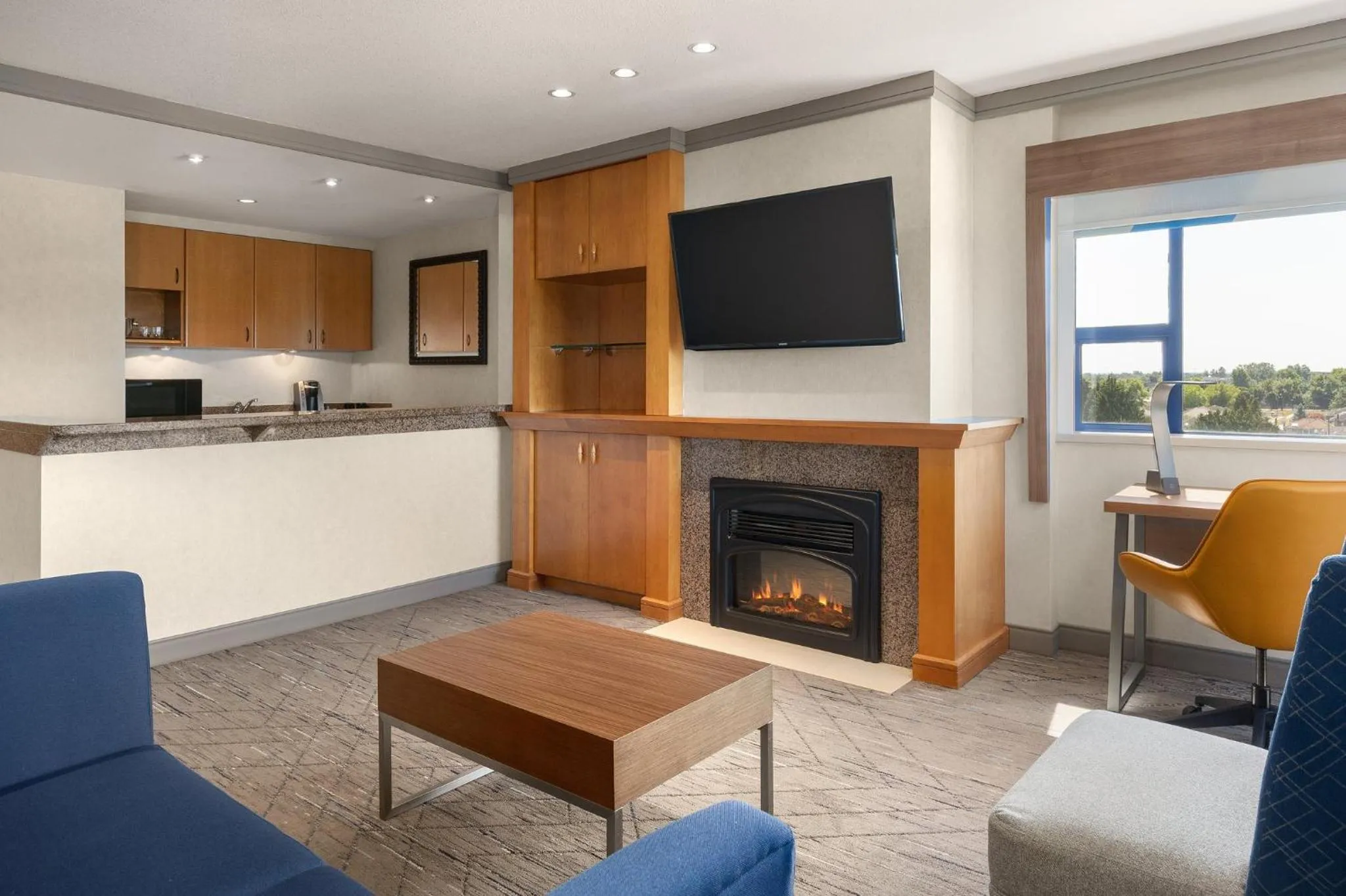 Photo of the whole room in Holiday Inn Express Vancouver Airport-Richmond by IHG