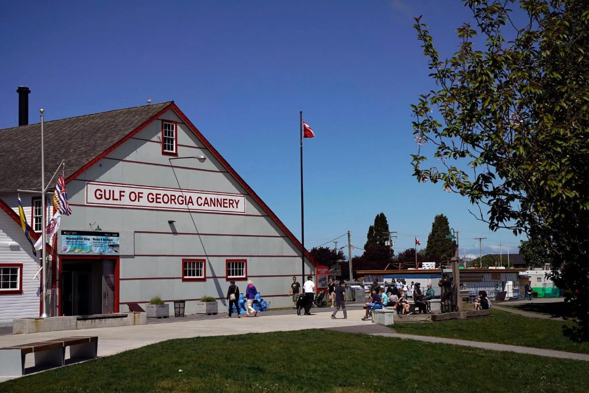 Nearby landmark in Holiday Inn Vancouver Airport Richmond by IHG