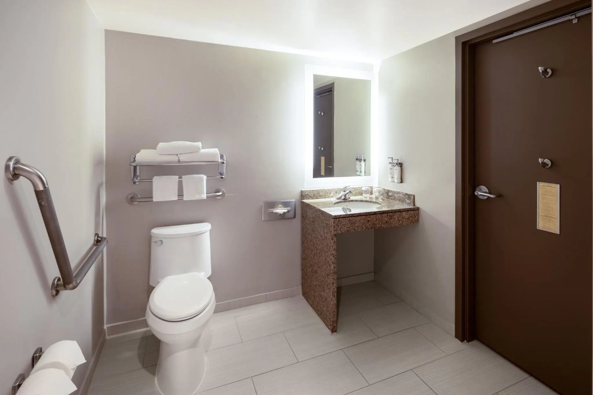 Bathroom in Holiday Inn Vancouver Airport Richmond by IHG
