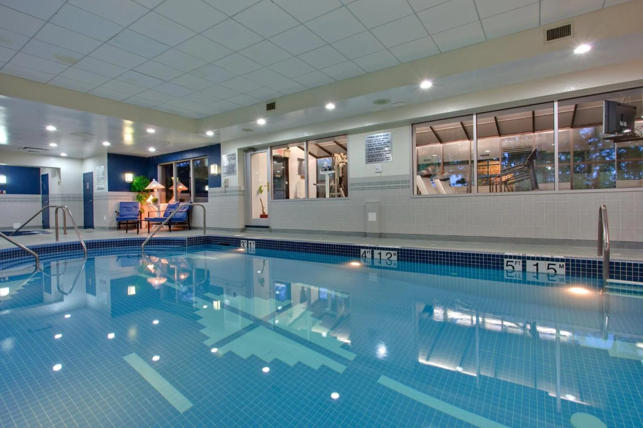 Swimming pool in Holiday Inn Calgary Airport by IHG