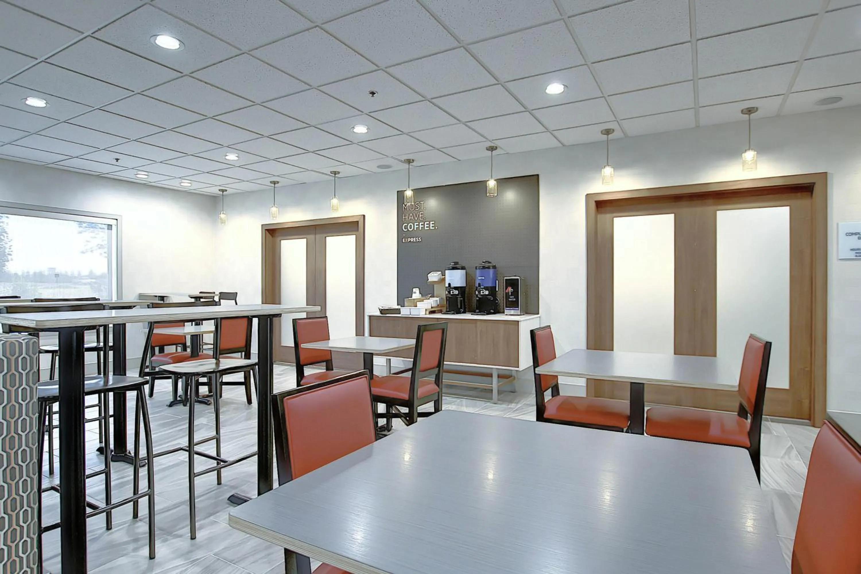 Breakfast in Holiday Inn Express Airport Calgary by IHG