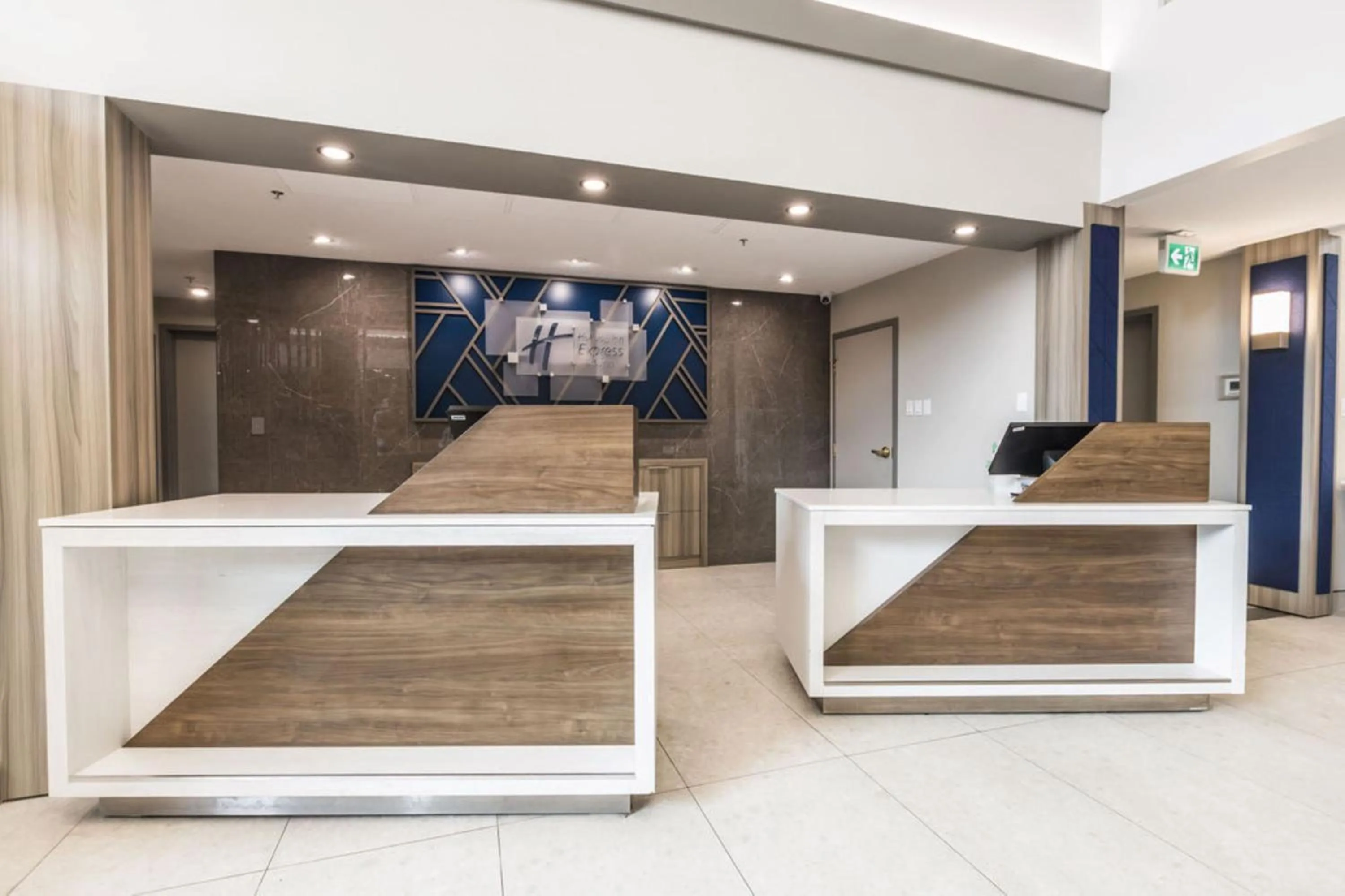 Property building in Holiday Inn Express Calgary South by IHG