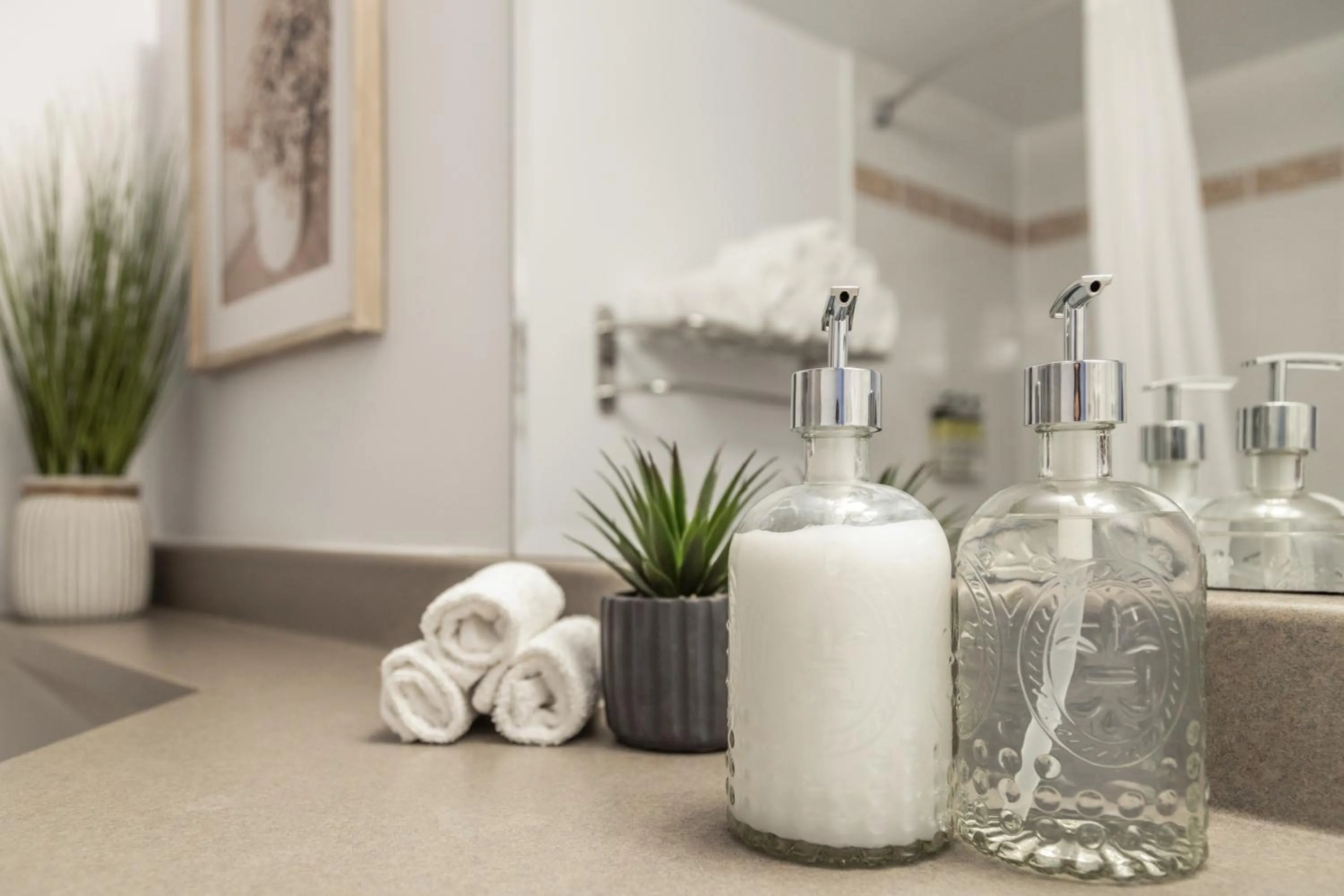 Decorative detail in Hôtel Saint-Laurent Montréal