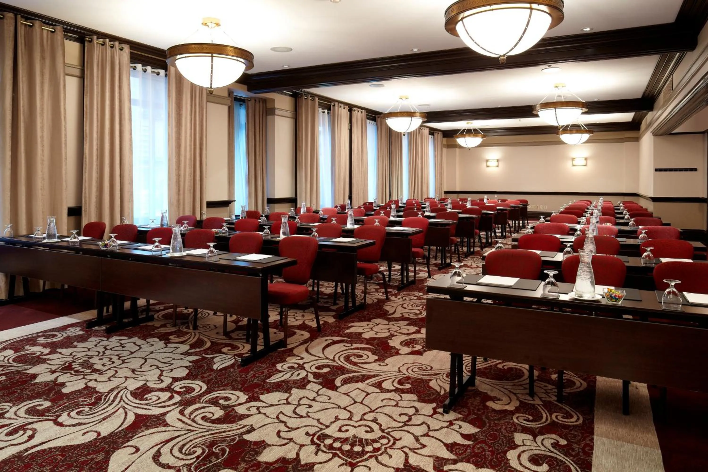 Meeting/conference room in InterContinental Montreal by IHG