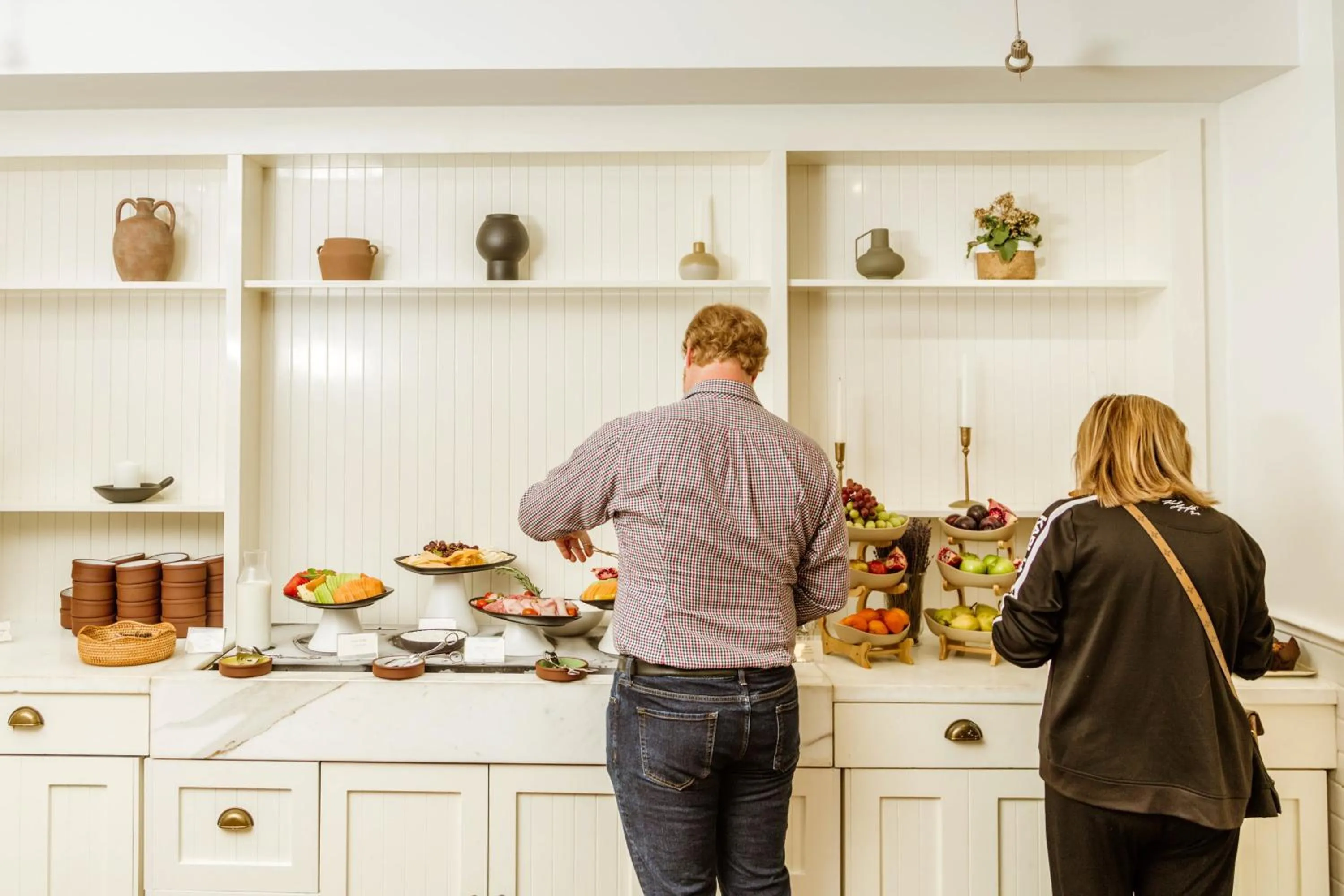 Restaurant/places to eat in InterContinental Montreal by IHG