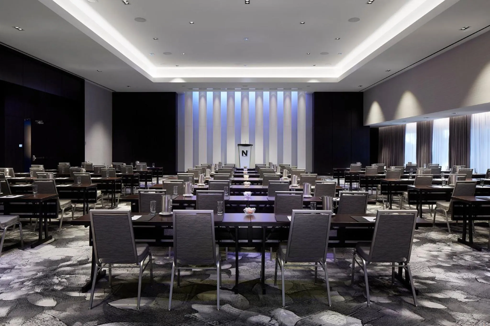 Meeting/conference room in InterContinental Montreal by IHG