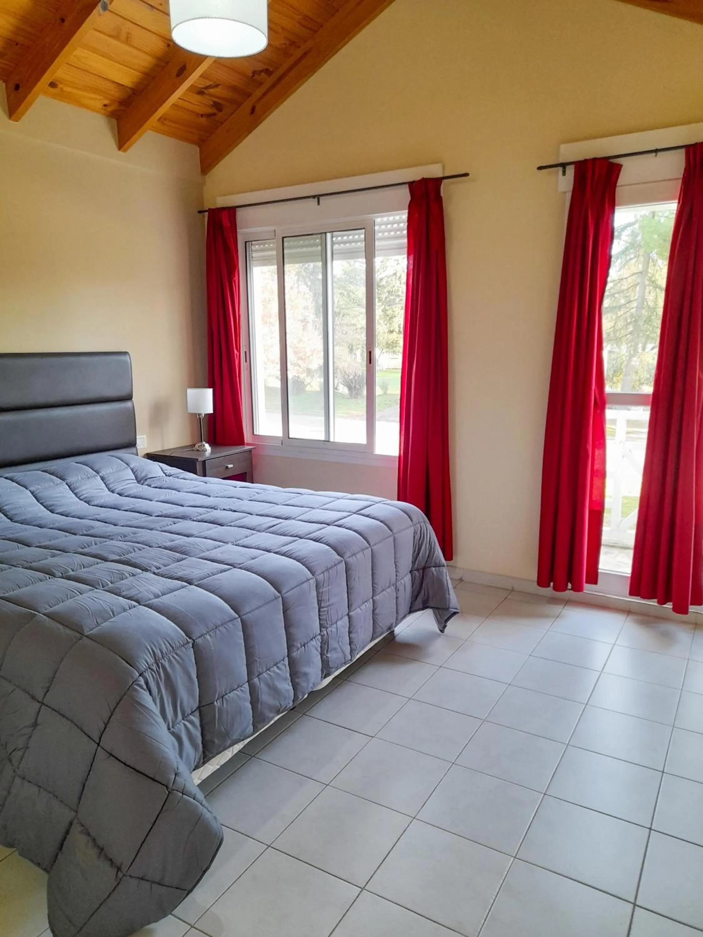 Bed in Los Robles Apart Hotel