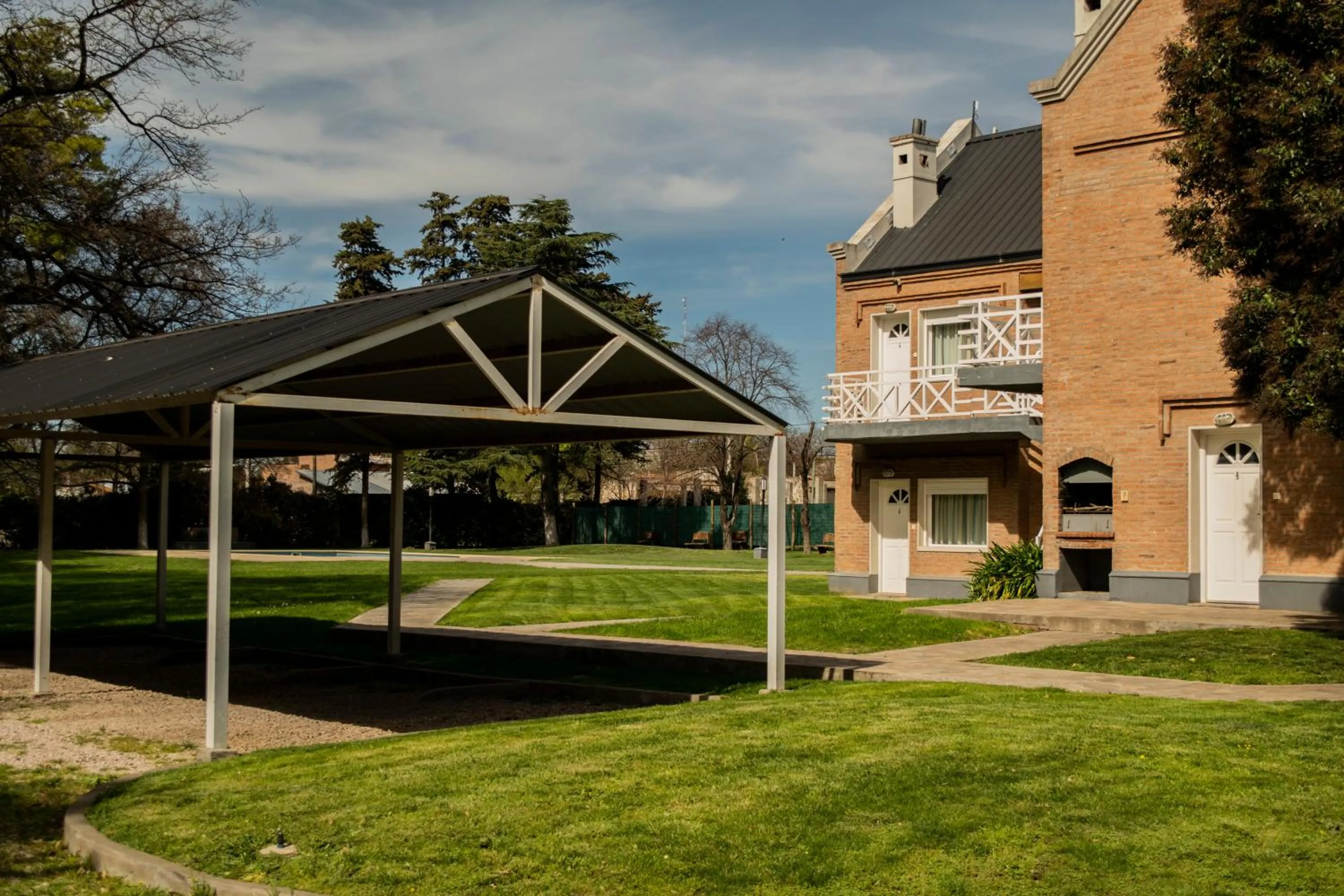 Property building in Los Robles Apart Hotel