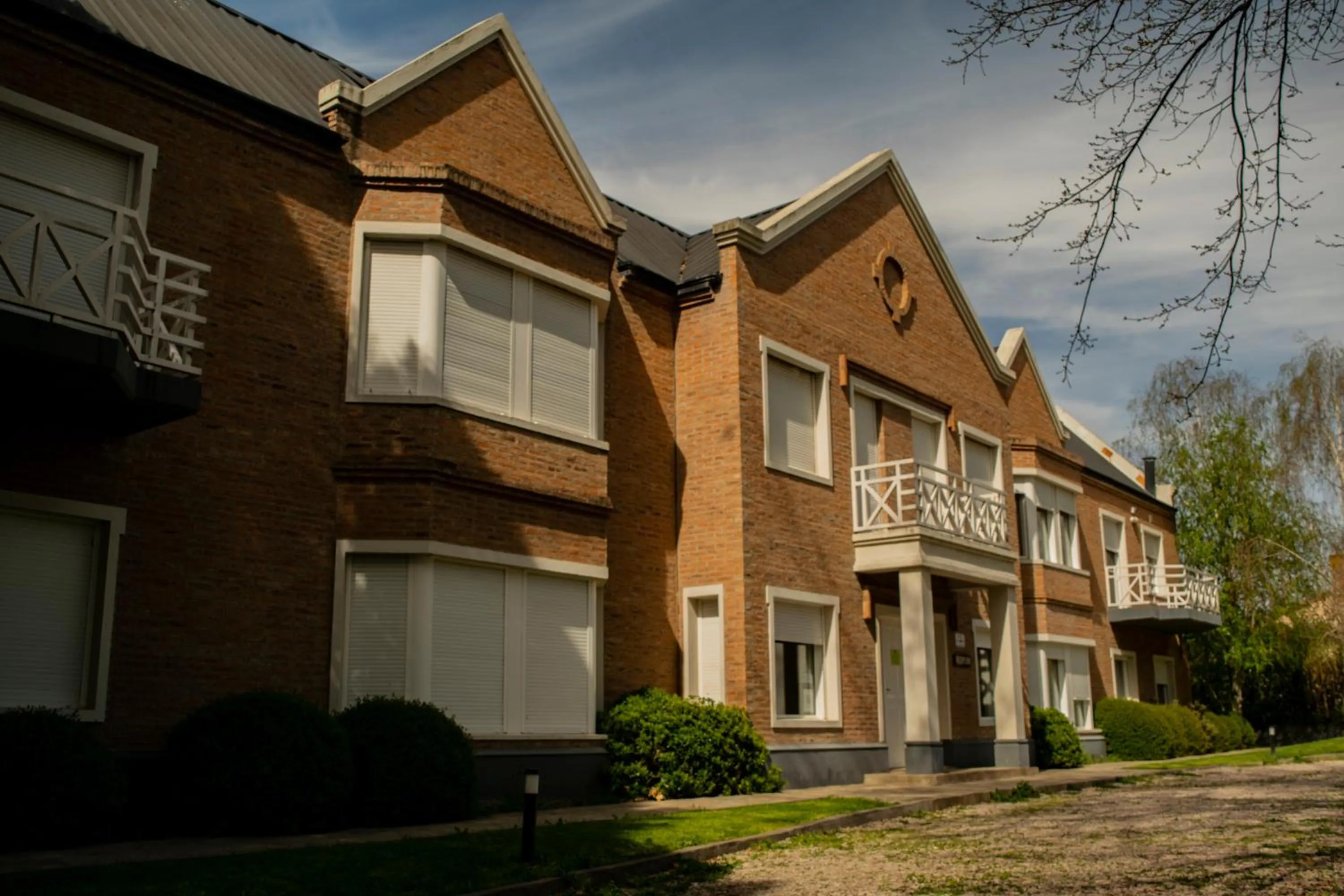 Property building in Los Robles Apart Hotel