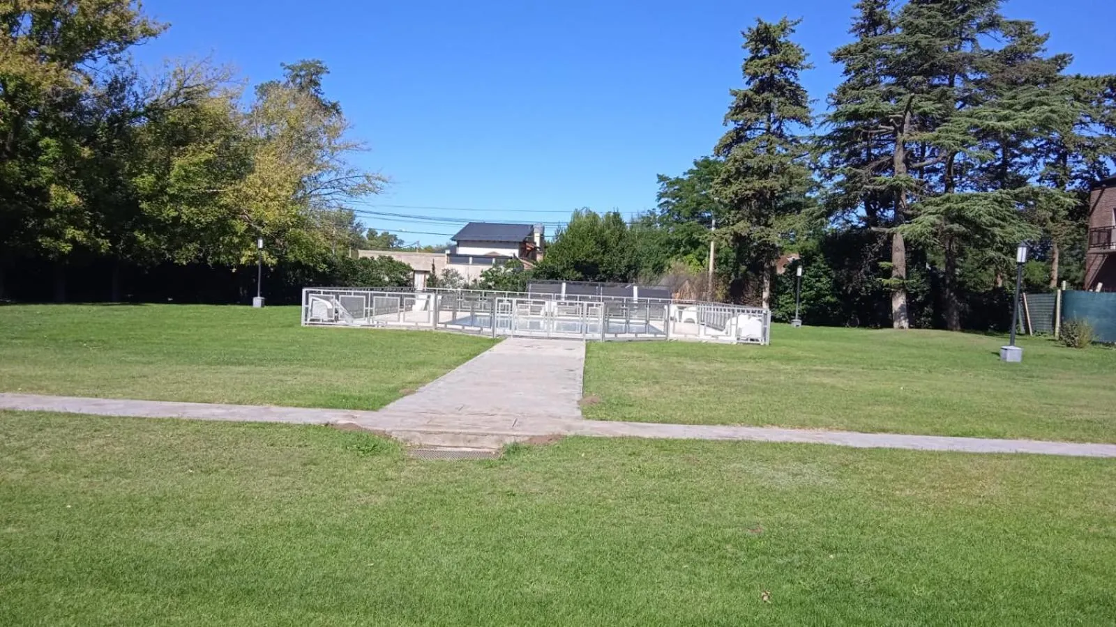 Garden in Los Robles Apart Hotel