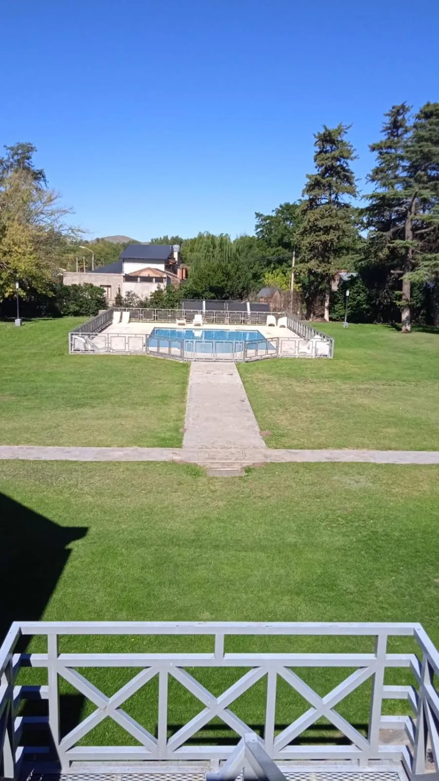 Swimming pool in Los Robles Apart Hotel