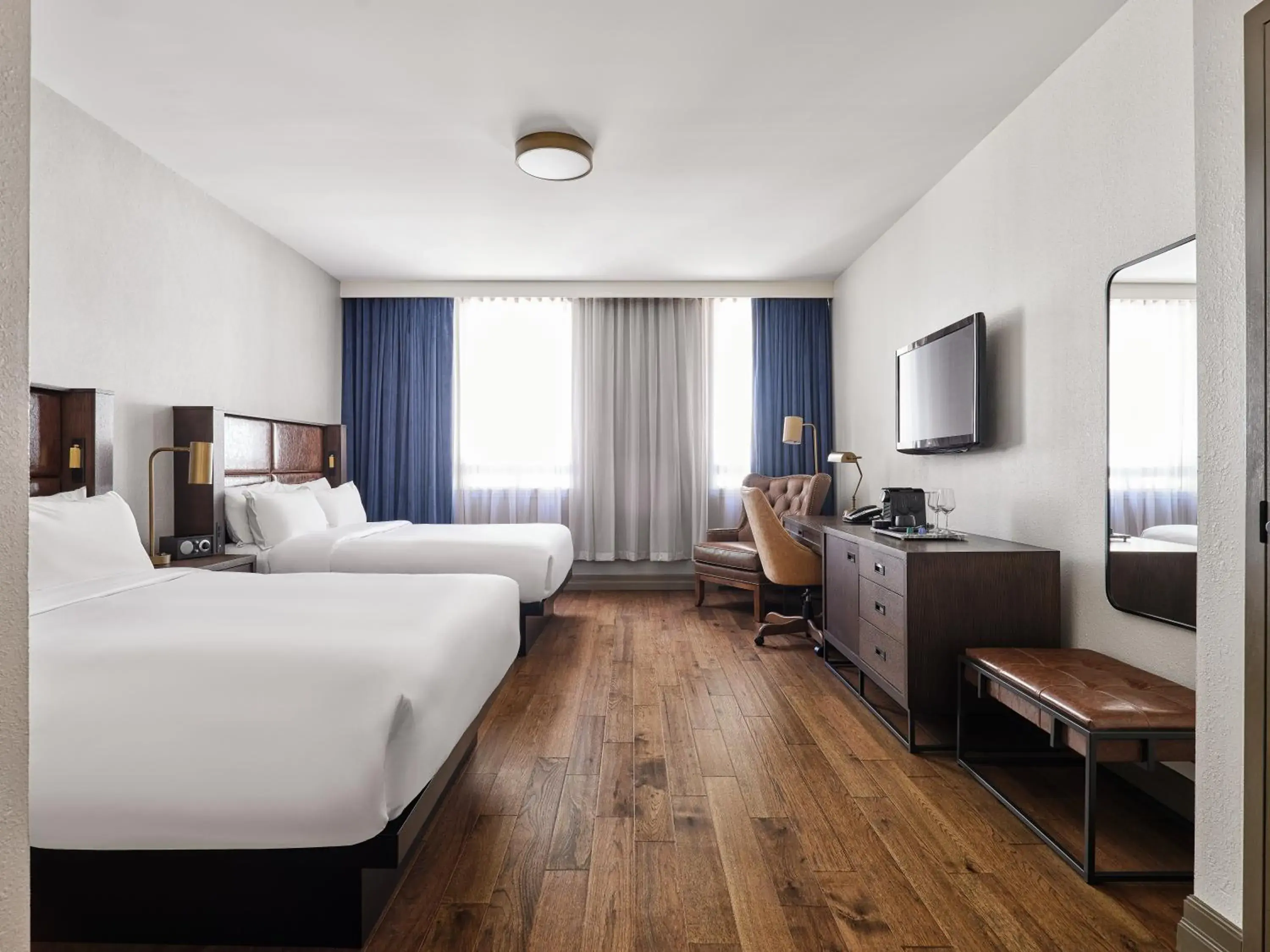 Superior Two Queen in The Metcalfe by Gray Collection Superior Two Queen in The Metcalfe by Gray Collection