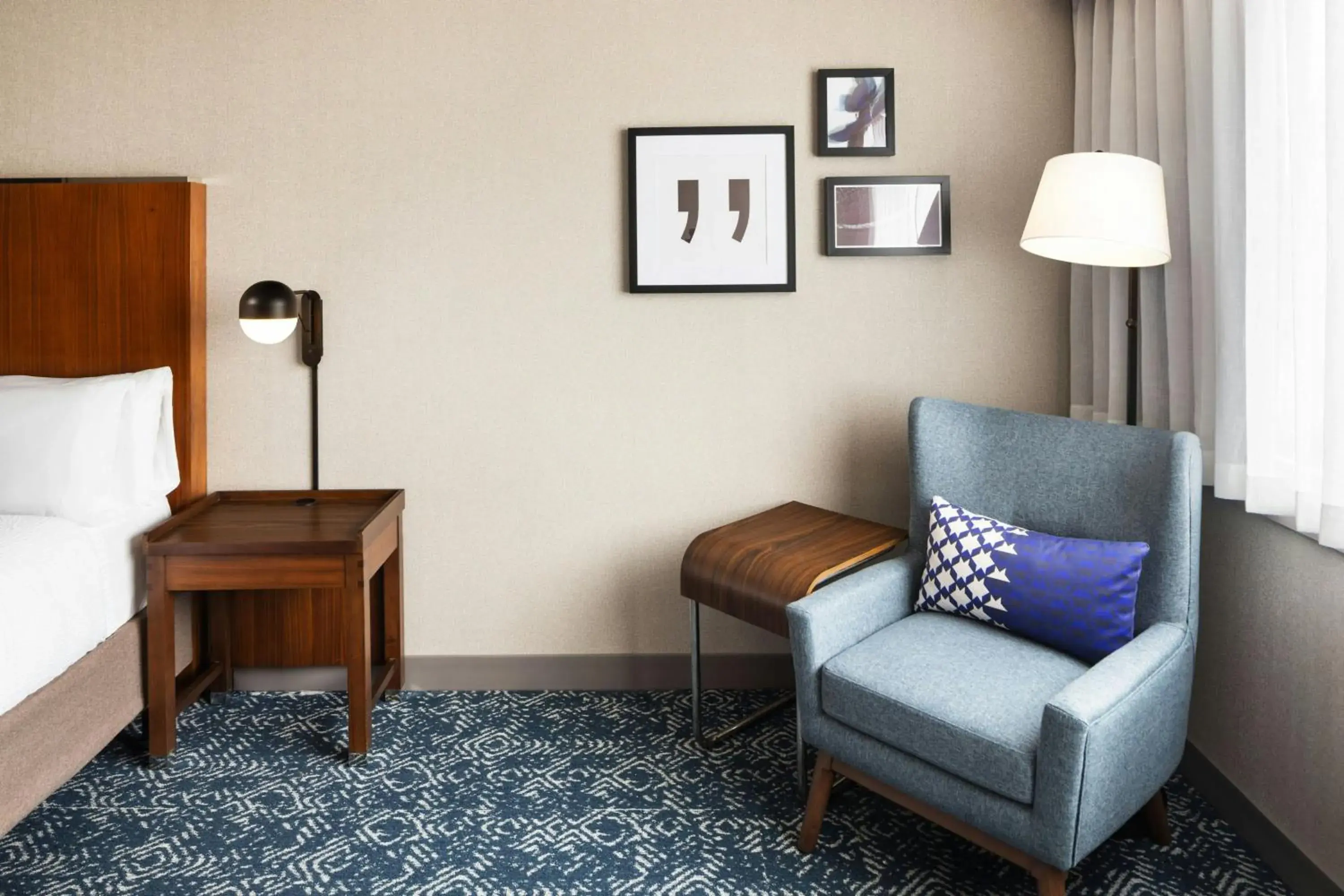 Deluxe King Room in Four Points by Sheraton Halifax Deluxe King Room in Four Points by Sheraton Halifax