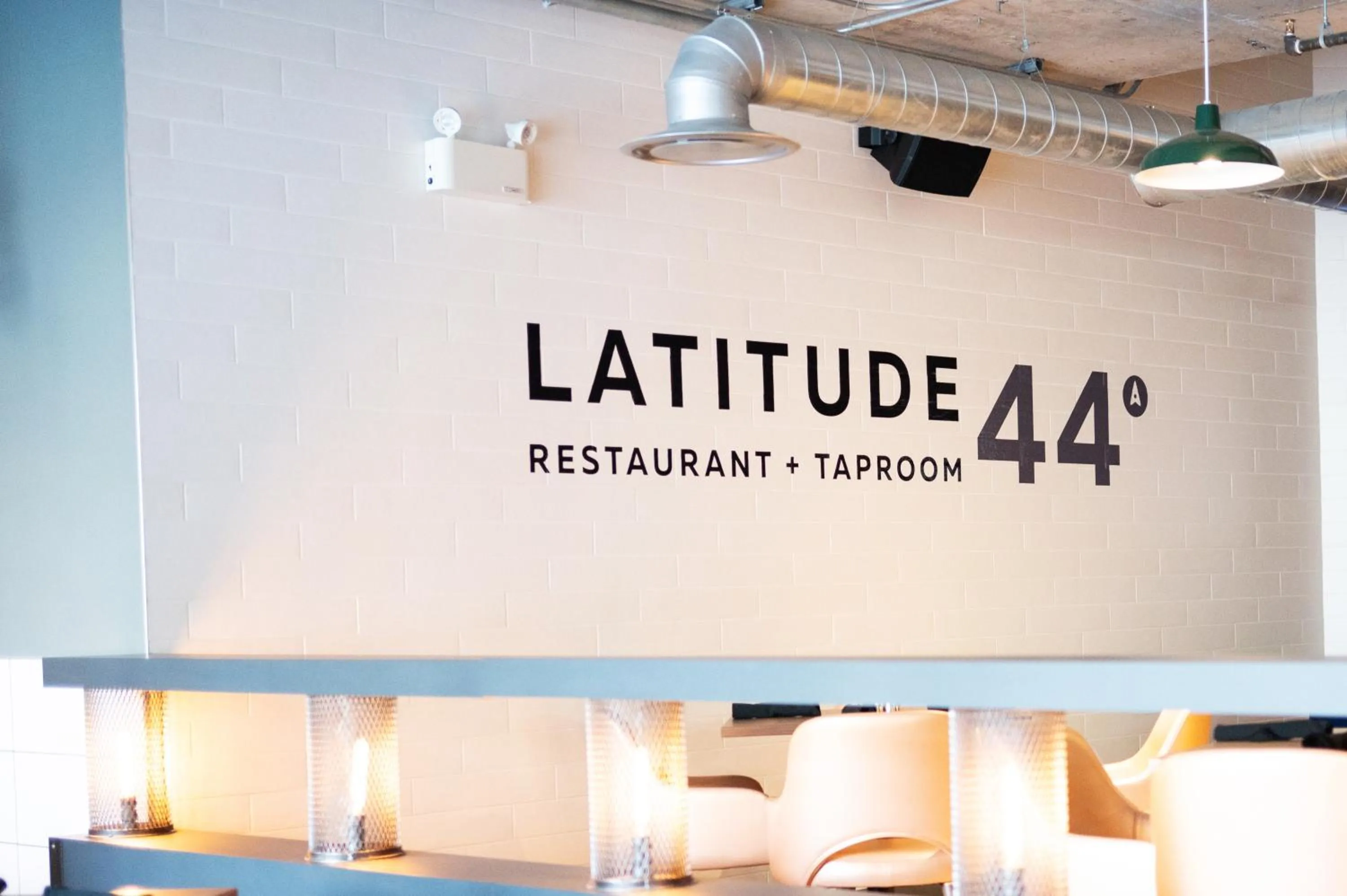 Restaurant/places to eat in Four Points by Sheraton Halifax