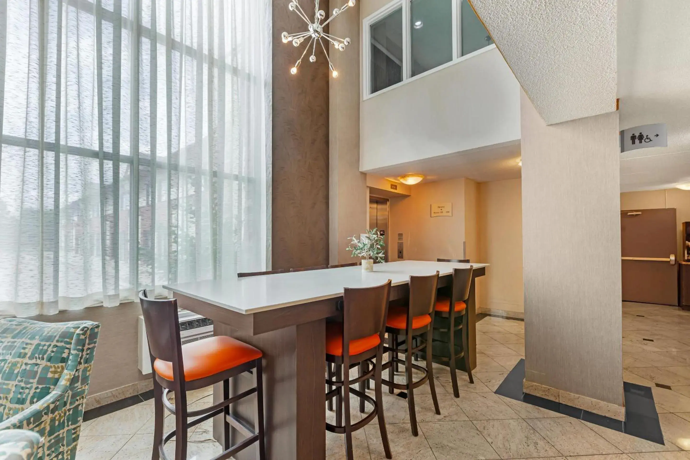 Lobby or reception in Quality Inn & Suites 5585 Ambler Drive Mississauga Ontario Lobby or reception in Quality Inn & Suites 5585 Ambler Drive Mississauga Ontario