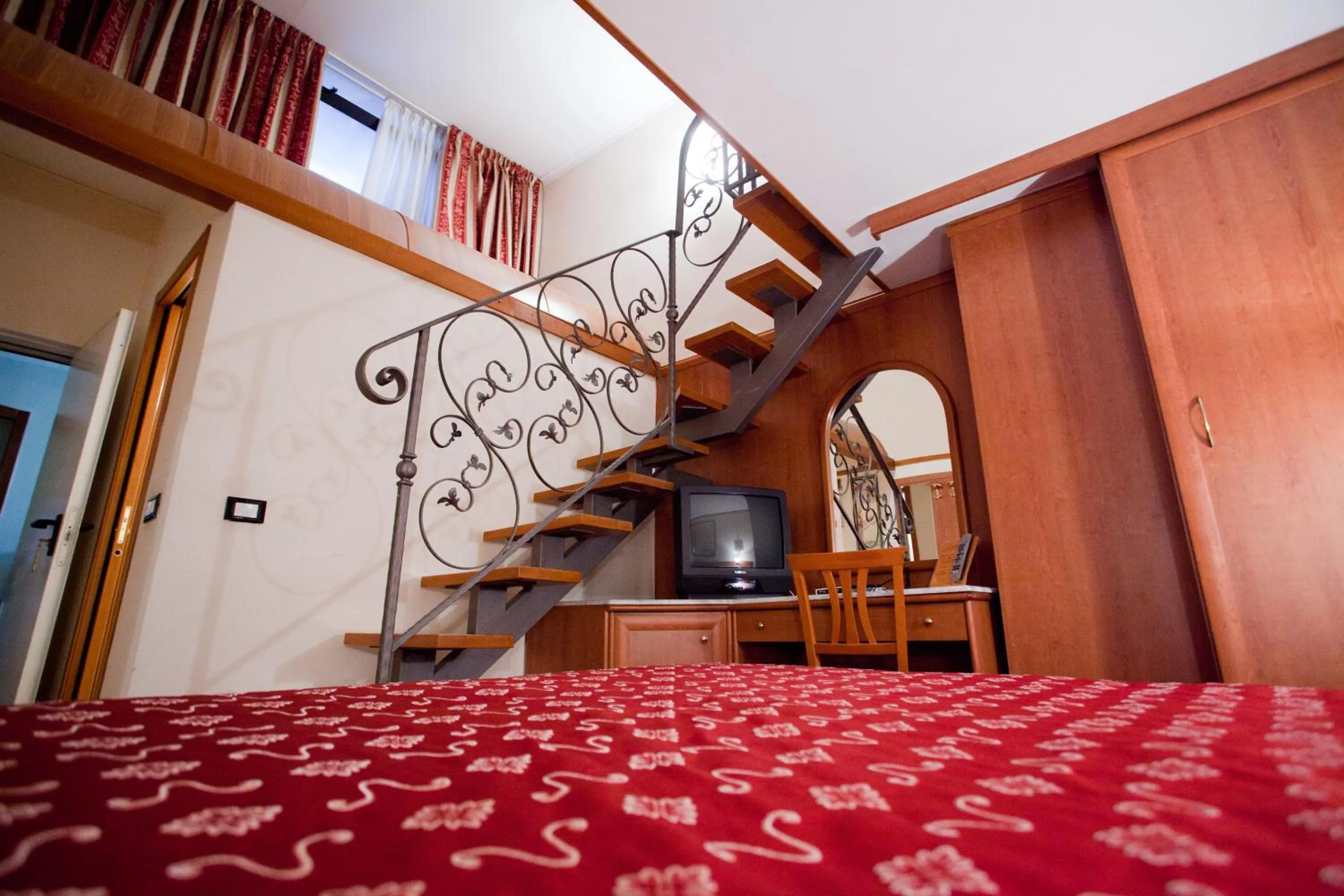 Bedroom, Bed in Hermitage Capua Hotel