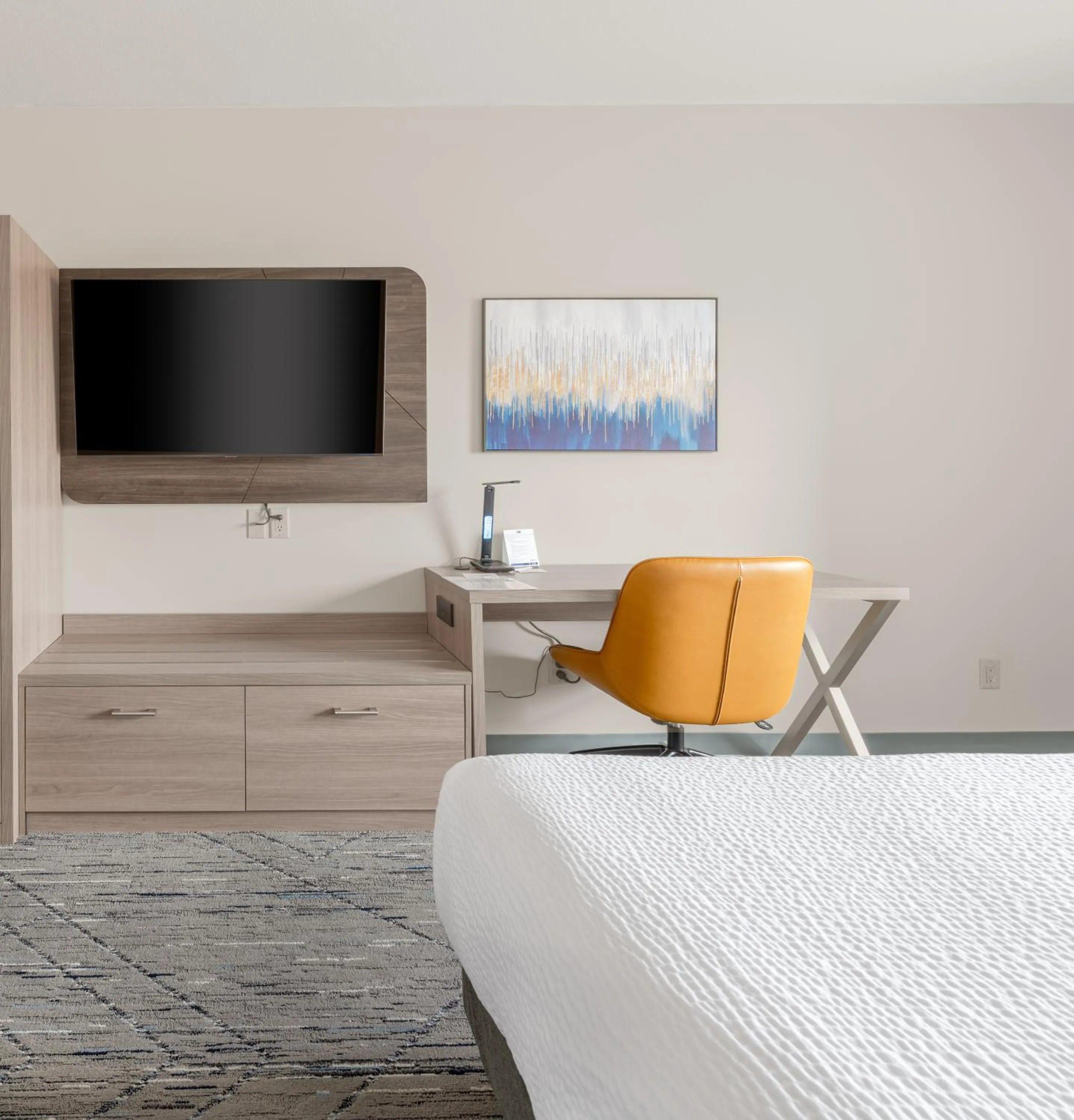 Bedroom, Bed in Holiday Inn Express Hotel & Suites-Edmonton South by IHG