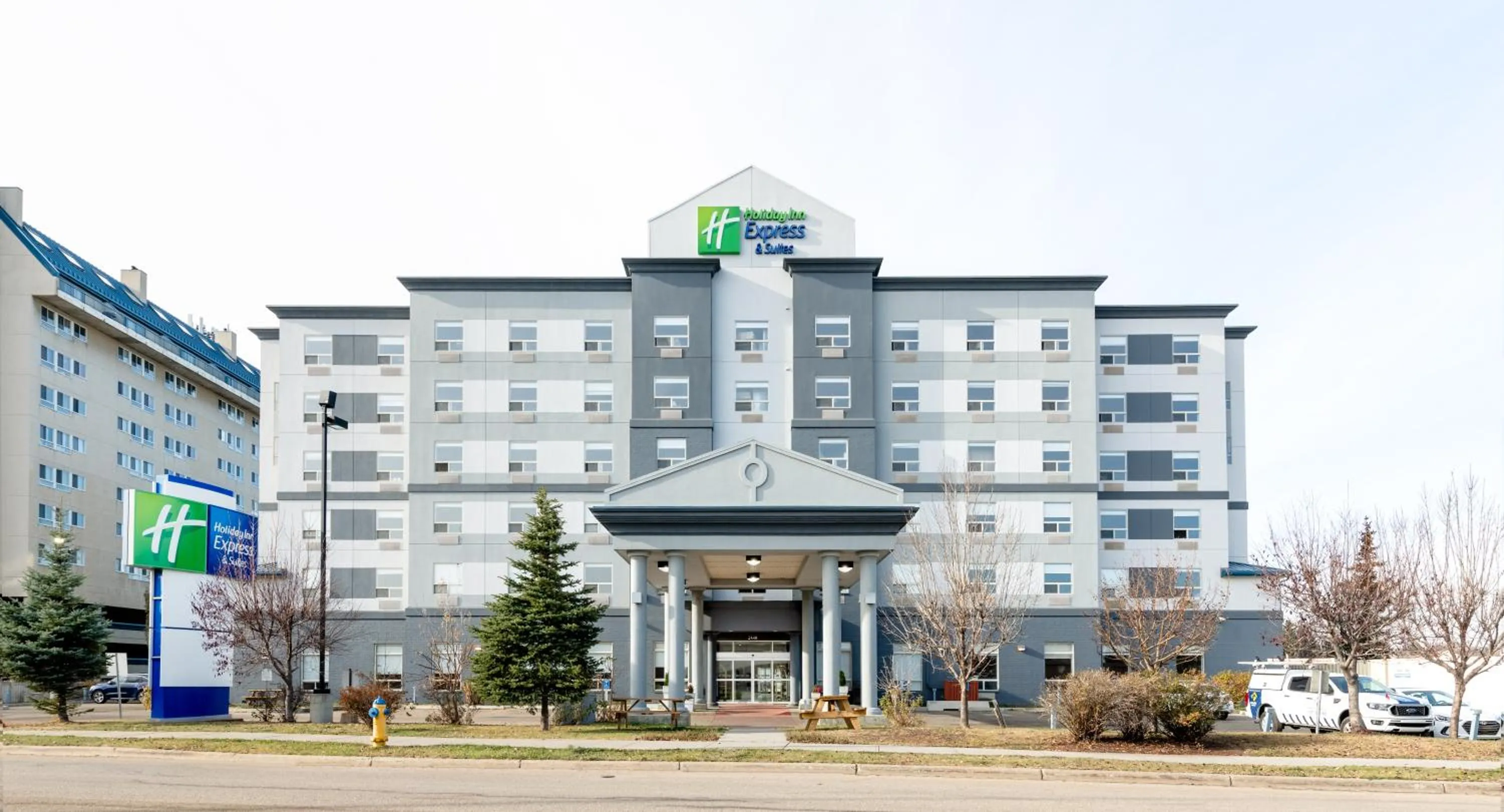 Property building in Holiday Inn Express Hotel & Suites-Edmonton South by IHG