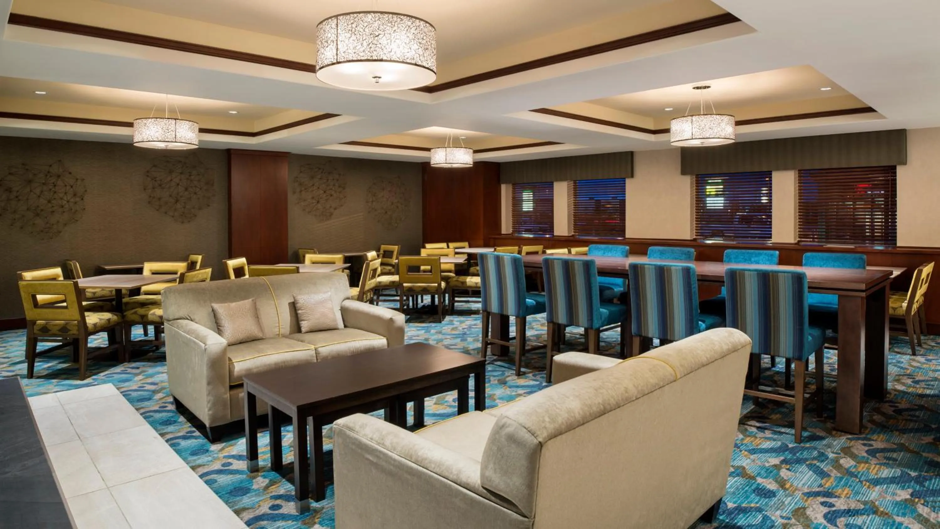 Restaurant/places to eat in Holiday Inn Express Hotel & Suites Sherwood Park-Edmonton Area by IHG