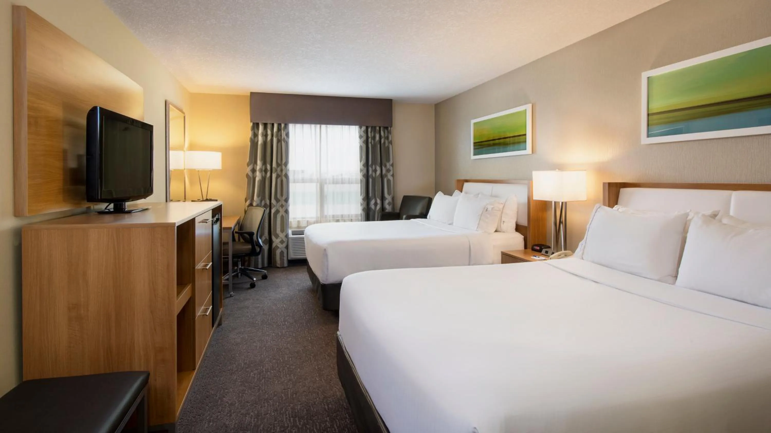 Photo of the whole room, Bed in Holiday Inn Express Hotel & Suites Sherwood Park-Edmonton Area by IHG