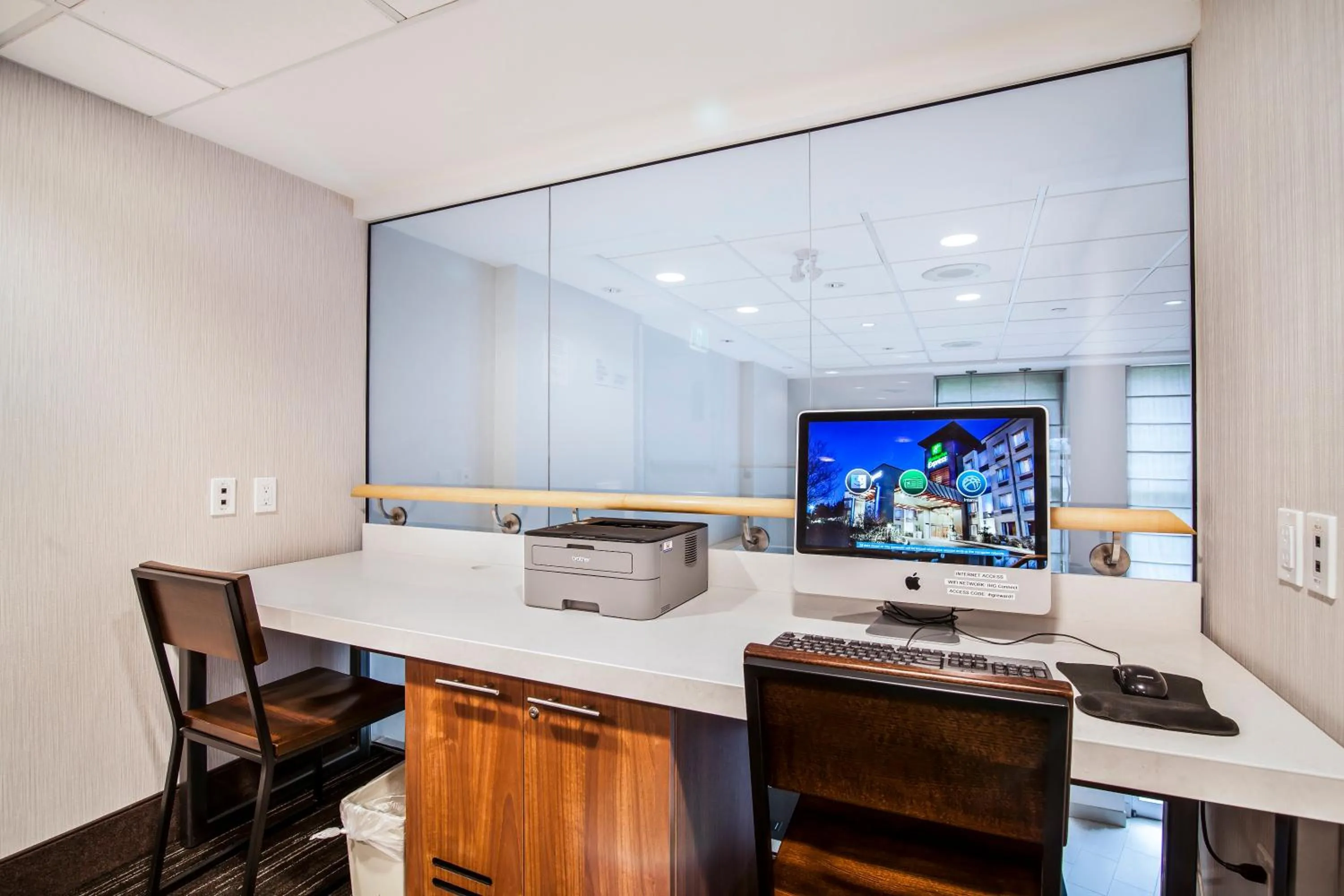 Other in Holiday Inn Express & Suites Langley by IHG