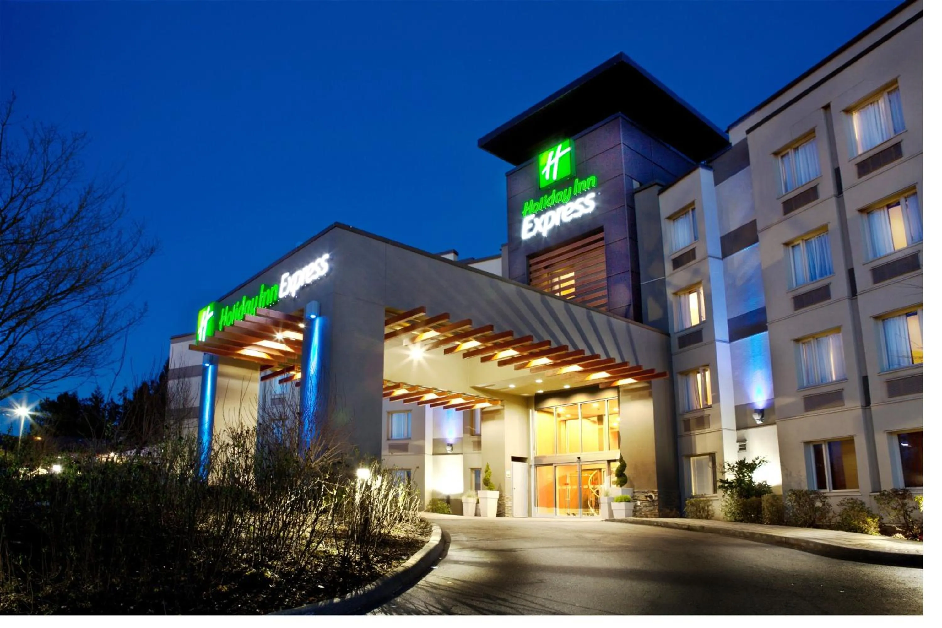 Property building in Holiday Inn Express &amp; Suites Langley by IHG