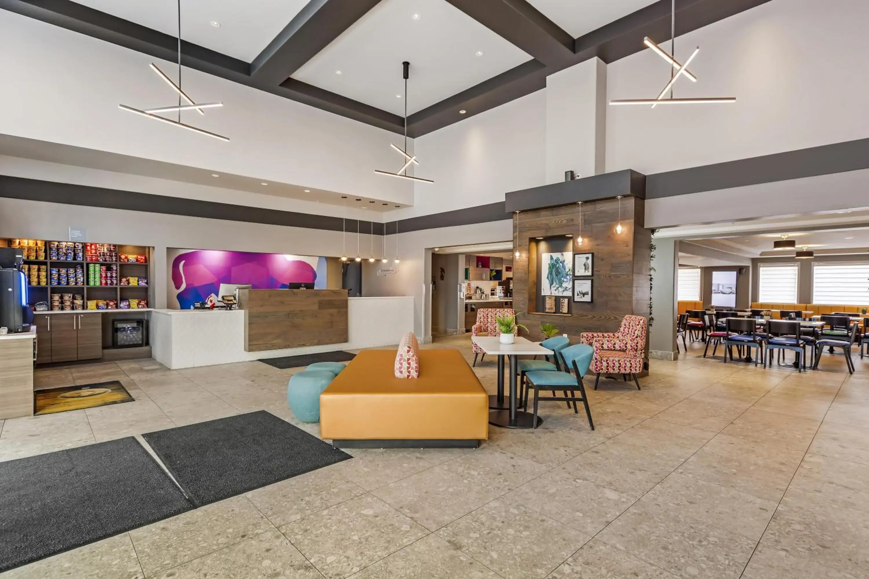 Lobby or reception in Best Western Plus West Edmonton Lobby or reception in Best Western Plus West Edmonton