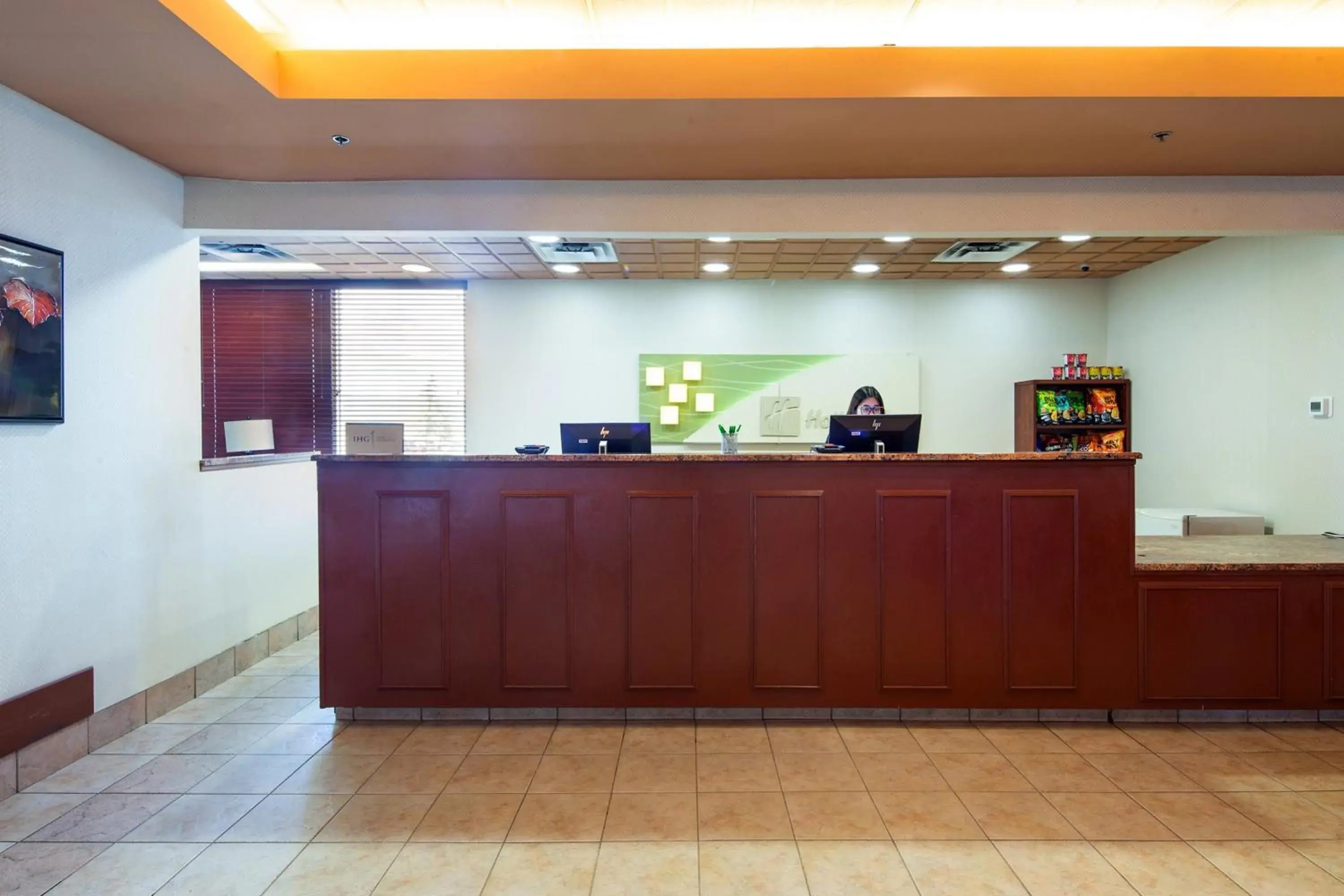 Property building in Holiday Inn Hinton by IHG Property building in Holiday Inn Hinton by IHG