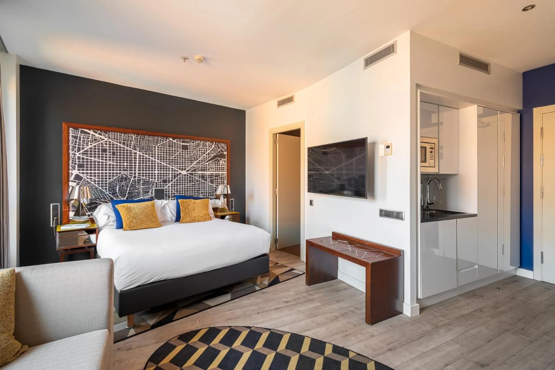 Bed in Naitly Barcelona Poblenou