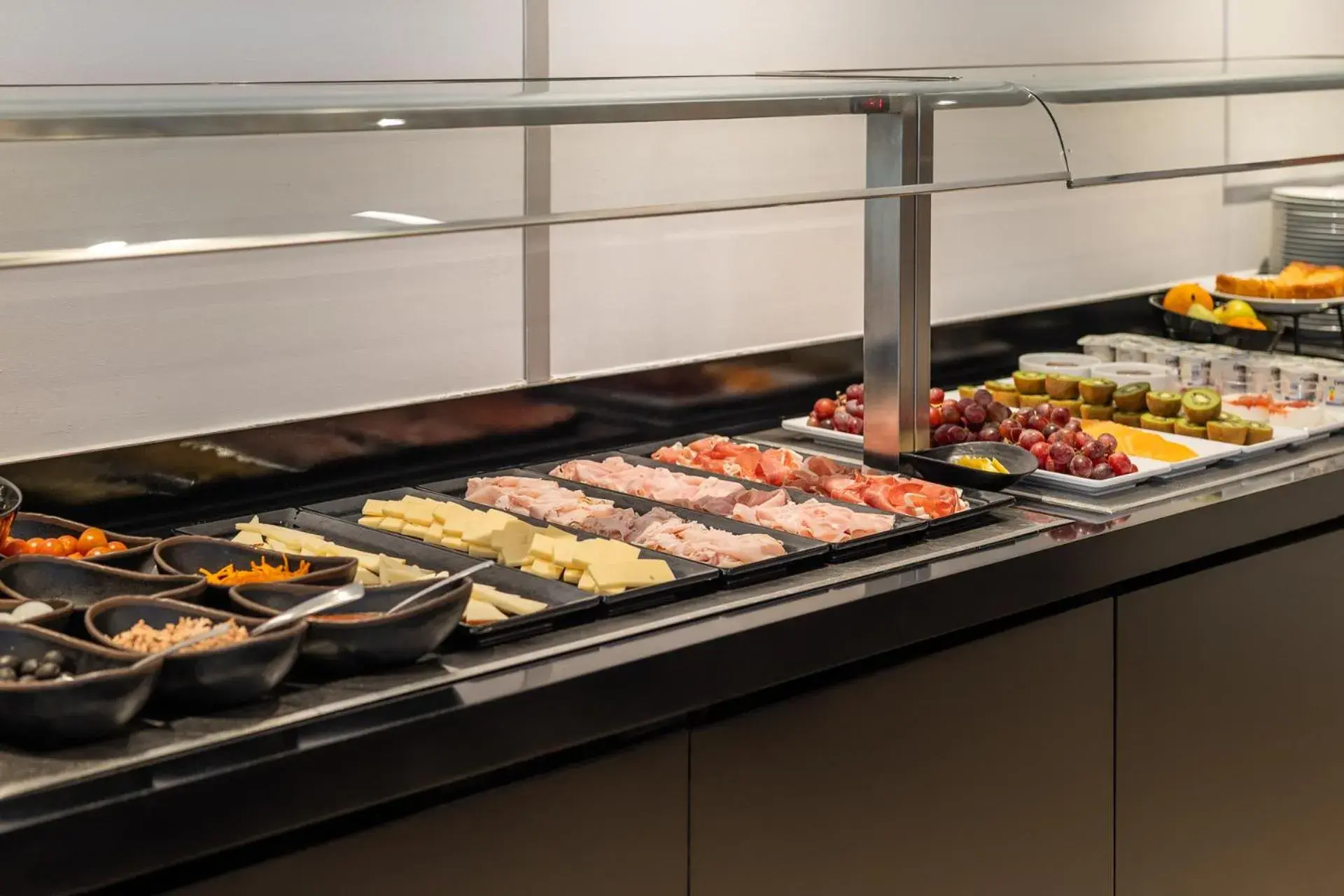 Breakfast in Naitly Barcelona Poblenou Breakfast in Naitly Barcelona Poblenou