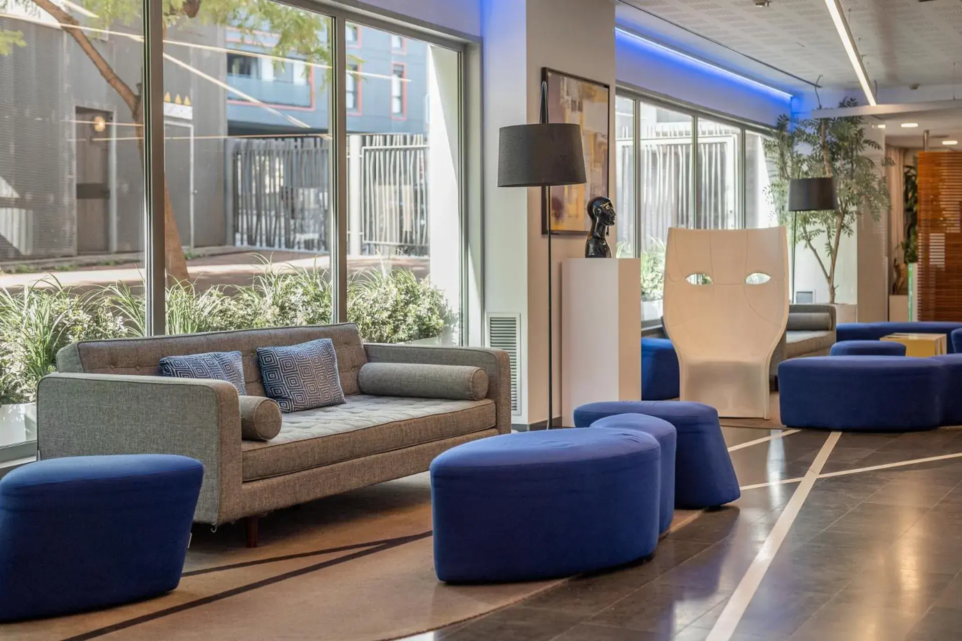 Living room in Naitly Barcelona Poblenou Living room in Naitly Barcelona Poblenou