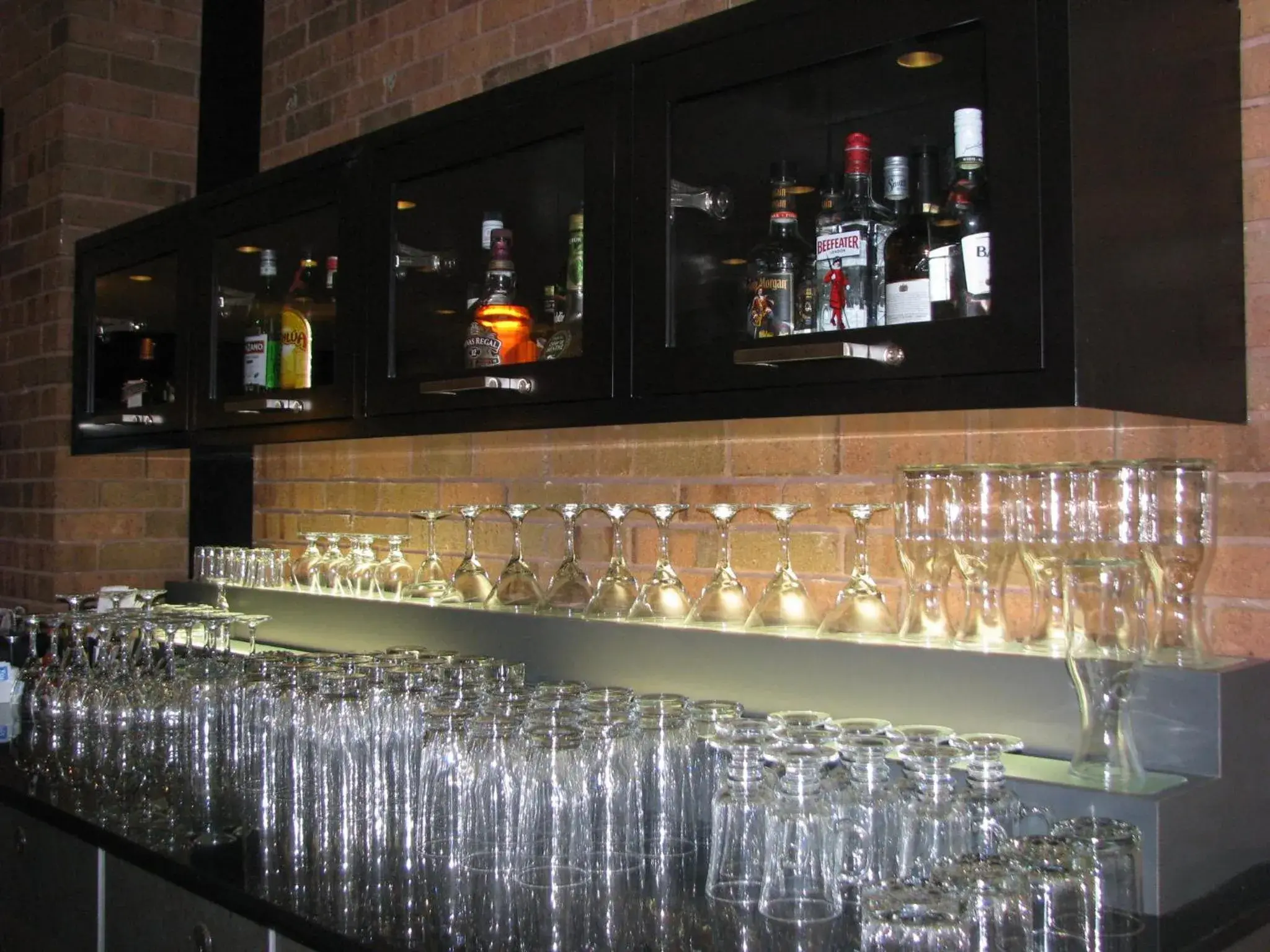 Restaurant/places to eat, Lounge/Bar in Crowne Plaza Gatineau-Ottawa