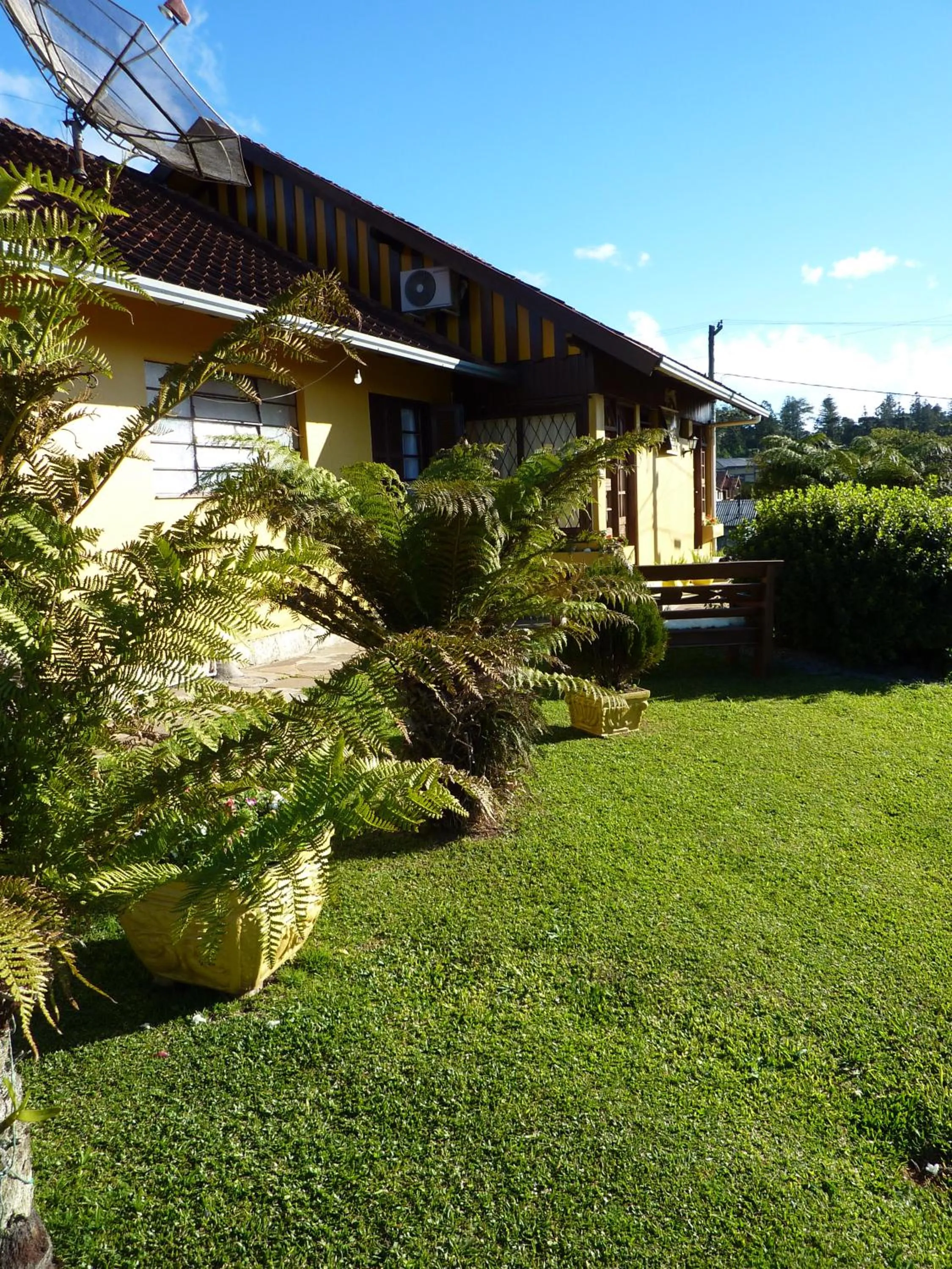 Pousada Casa Amarela
