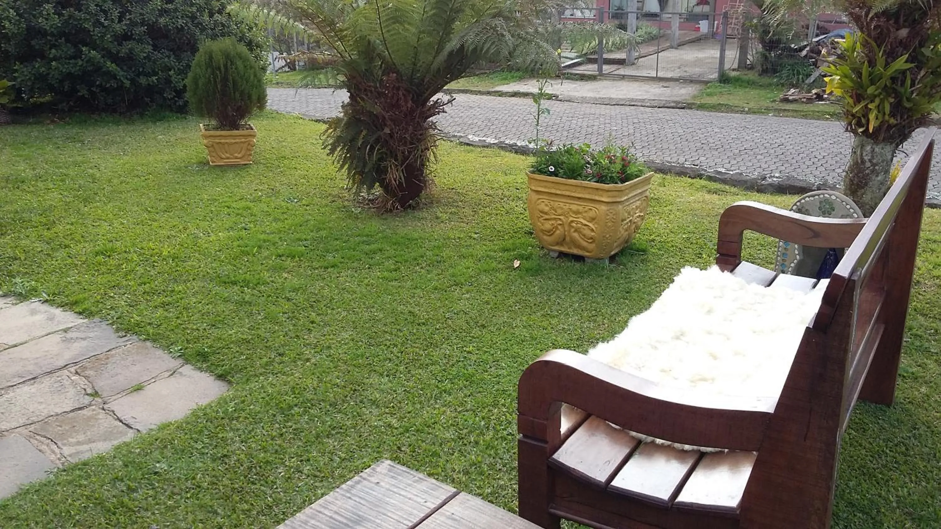 Property building in Pousada Casa Amarela