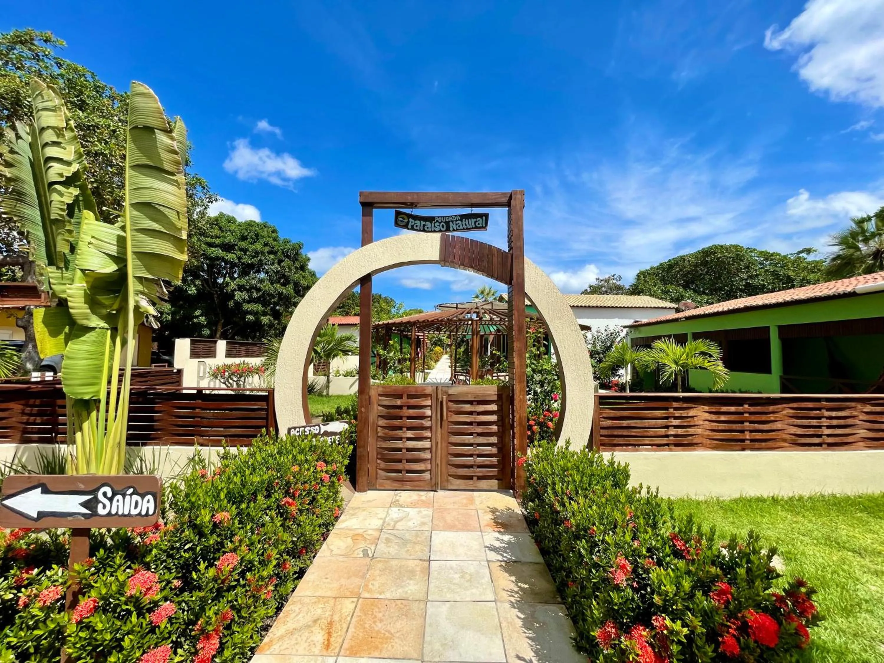 Facade/entrance in Pousada e Restaurante Paraíso Natural