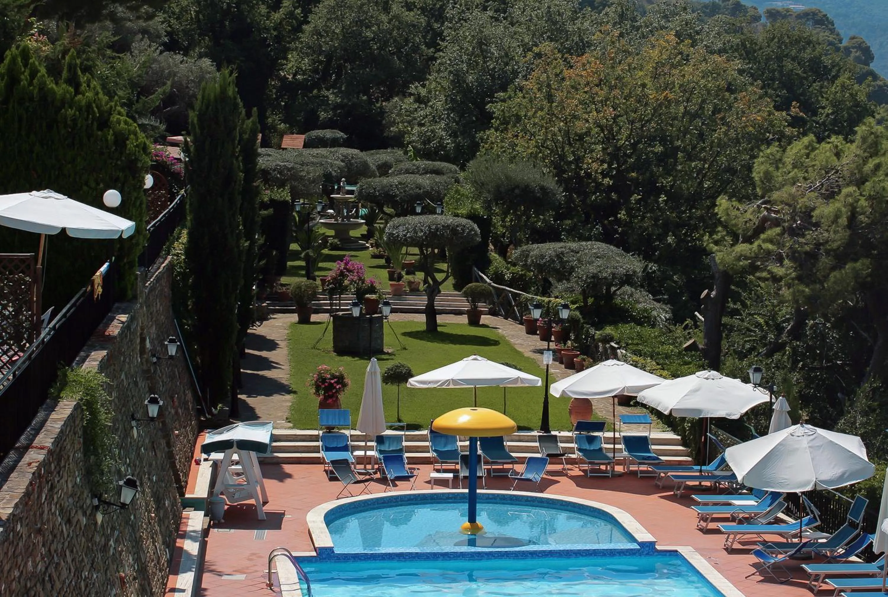 Swimming pool in Residence Domus Cilento