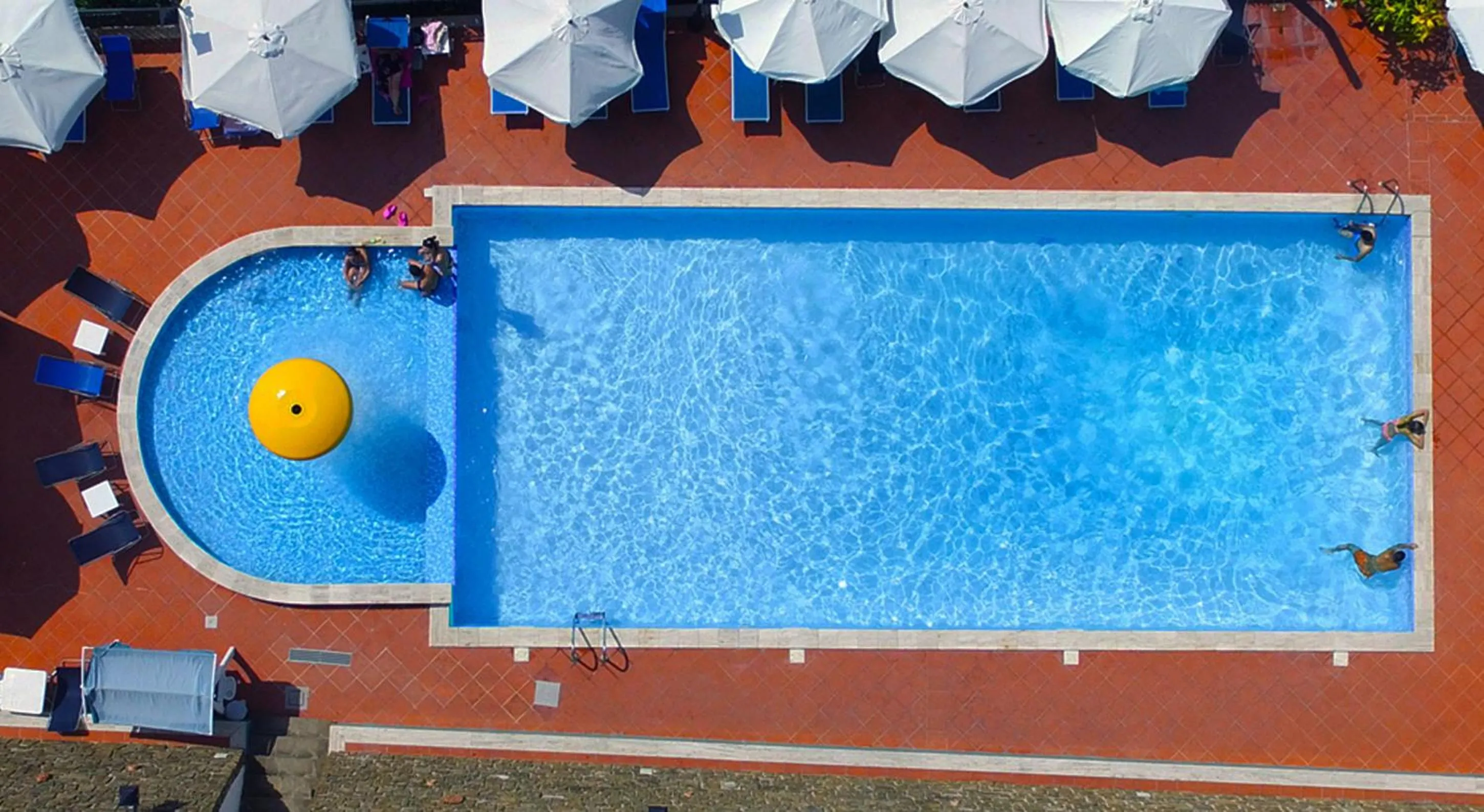 Swimming pool in Residence Domus Cilento