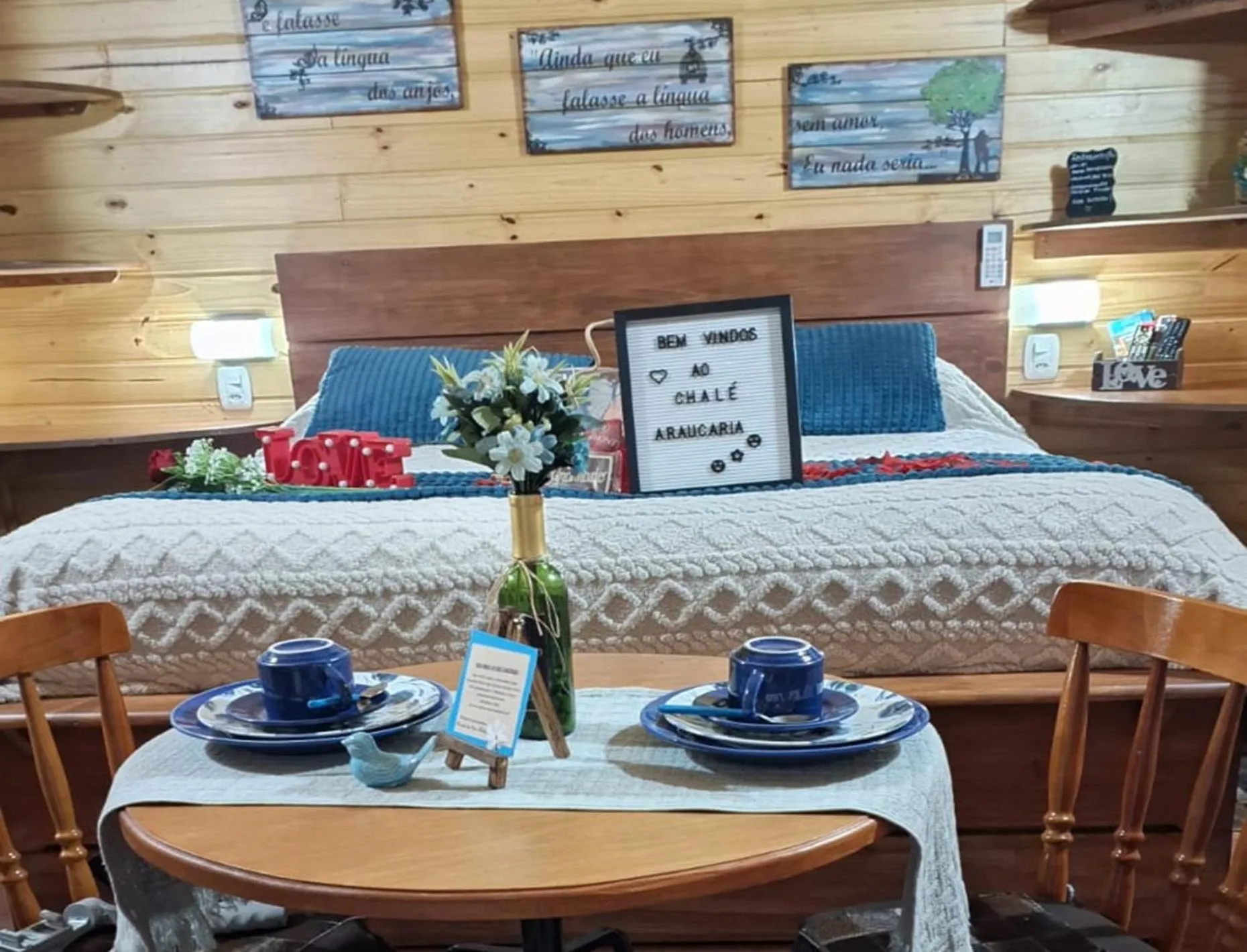 Decorative detail in Chalé Temático em Pipa de Vinho - Parada da Pipa Chalés