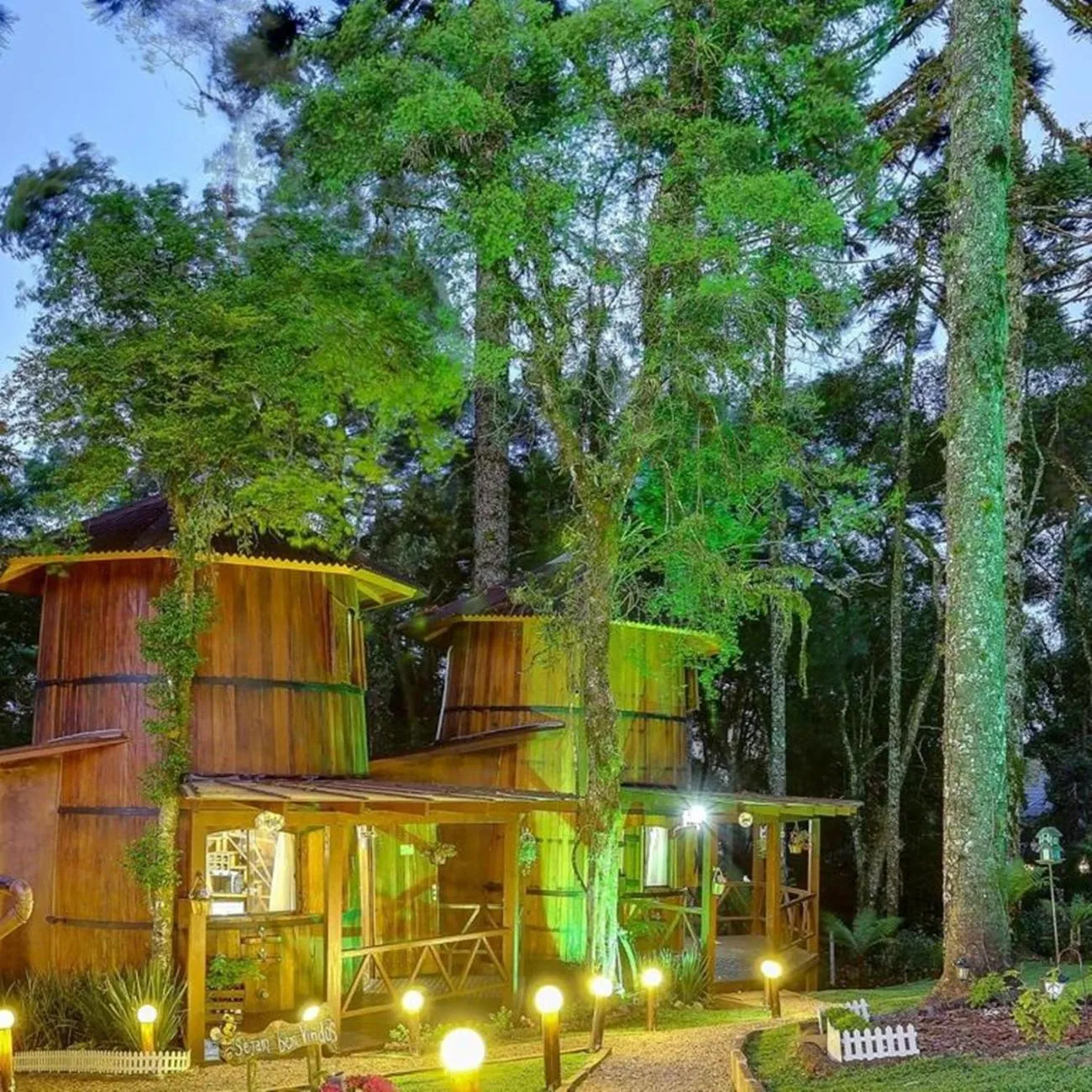 Property building in Chalé Temático em Pipa de Vinho - Parada da Pipa Chalés