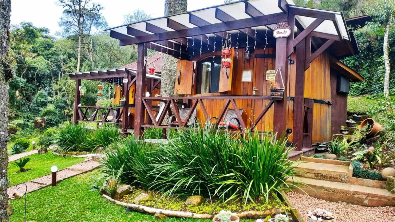 Facade/entrance in Chalé Temático em Pipa de Vinho - Parada da Pipa Chalés