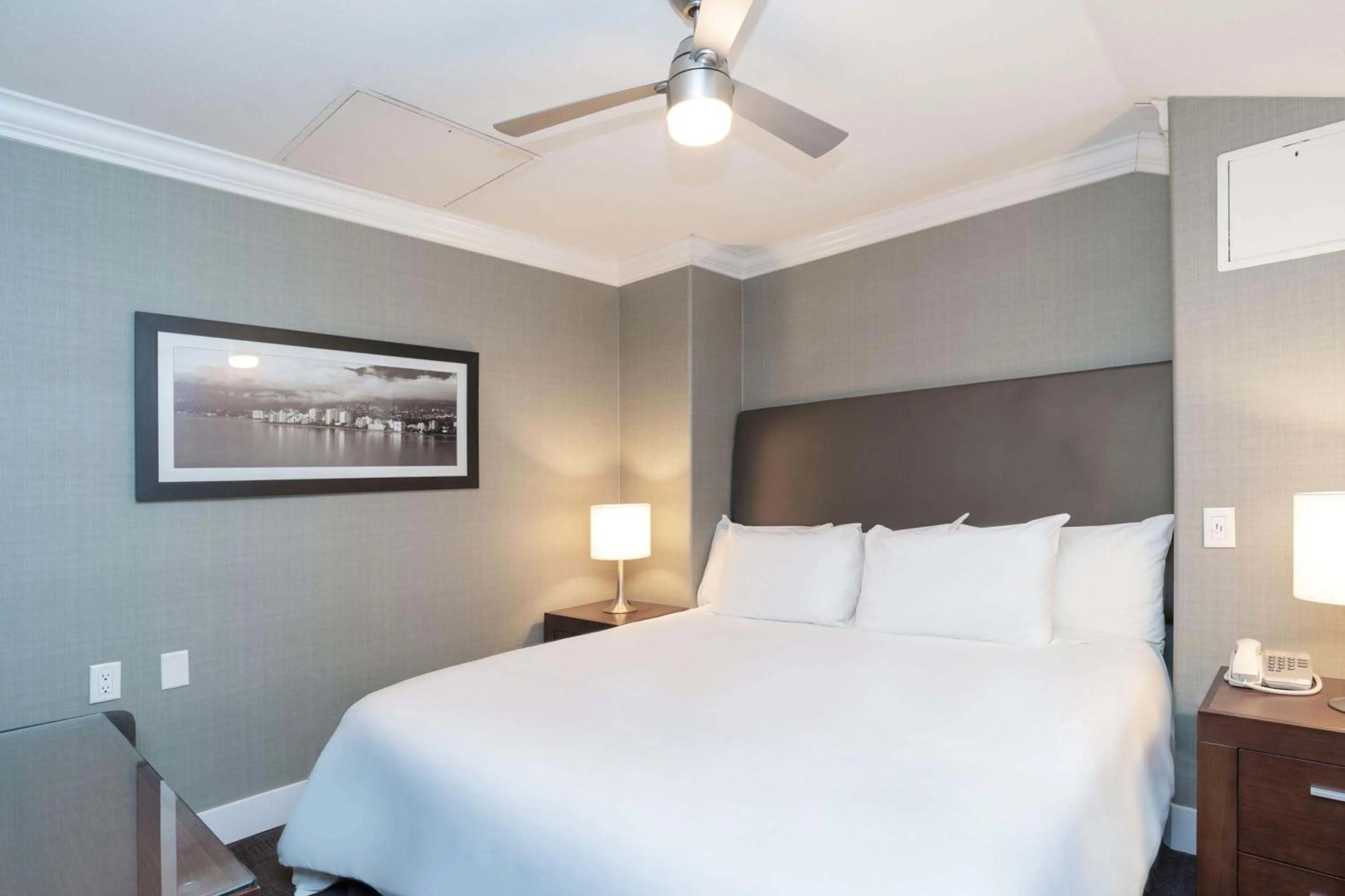 Photo of the whole room, Bed in Sandman Hotel Vancouver Airport