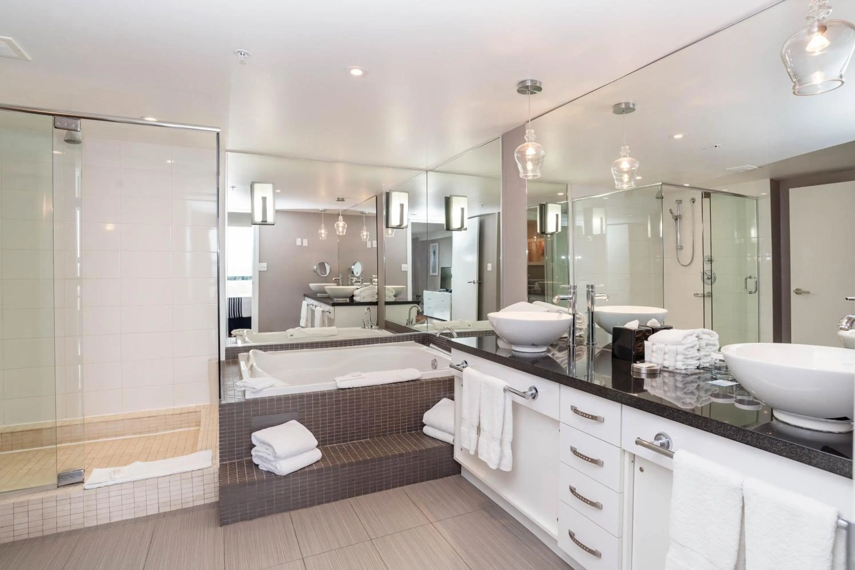 Spa and wellness centre/facilities in Sandman Signature Vancouver Airport Hotel & Resort