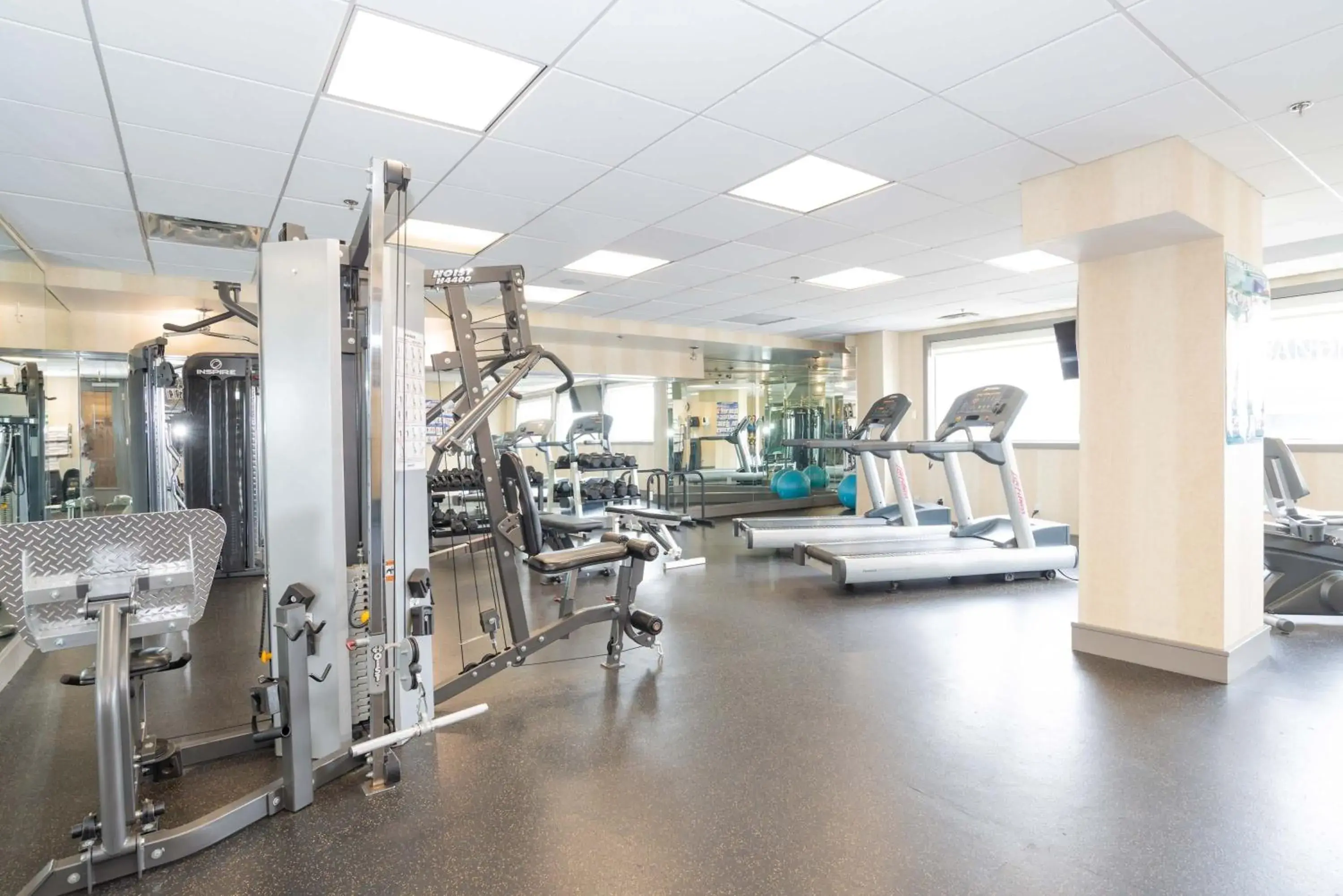 Fitness centre/facilities in Sandman Signature Toronto Airport Hotel Fitness centre/facilities in Sandman Signature Toronto Airport Hotel