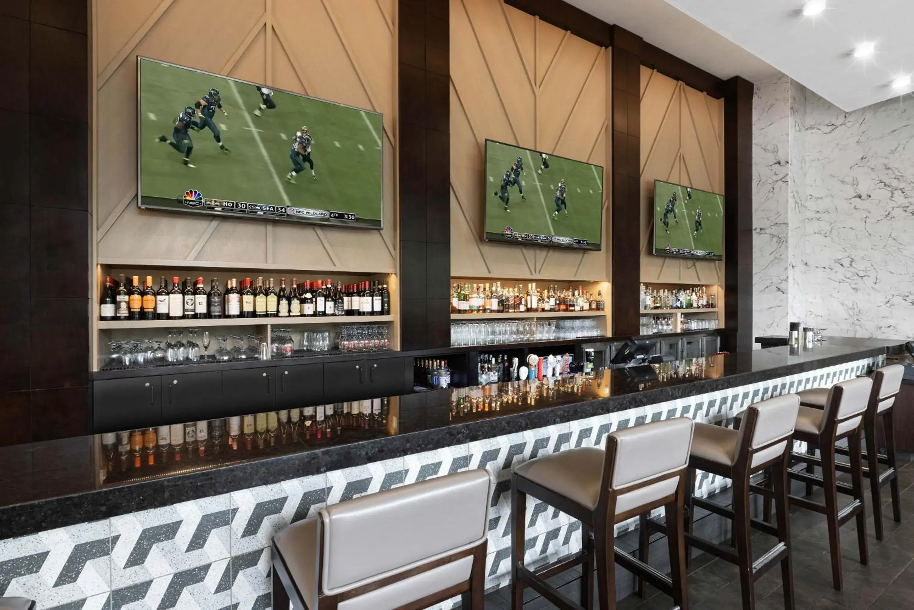 Restaurant/places to eat in Sandman Signature Toronto Airport Hotel Restaurant/places to eat in Sandman Signature Toronto Airport Hotel