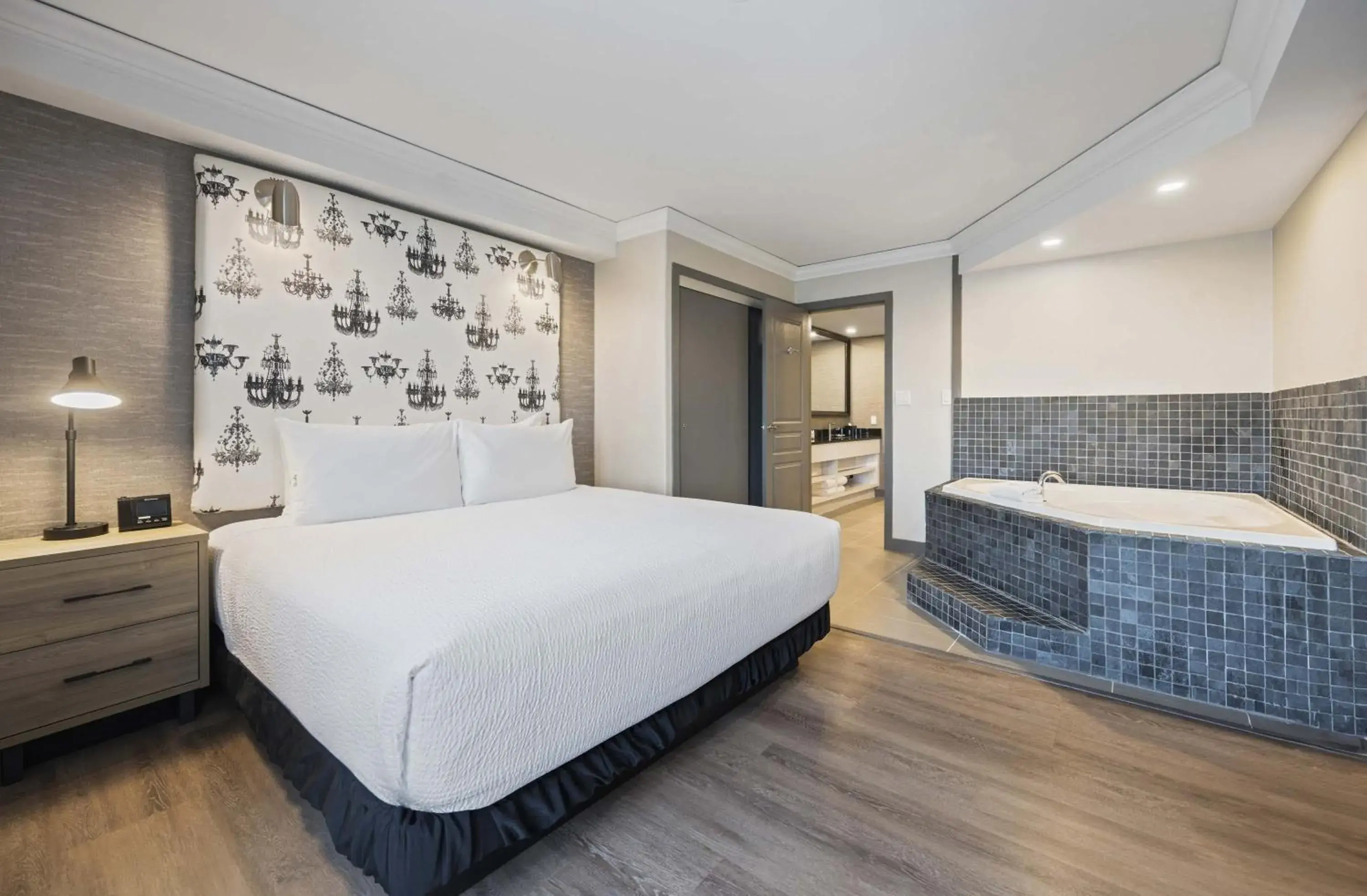 Penthouse Suite, 1 King Bed, Sofa Bed, Kitchen in Sandman Signature Toronto Airport Hotel Penthouse Suite, 1 King Bed, Sofa Bed, Kitchen in Sandman Signature Toronto Airport Hotel