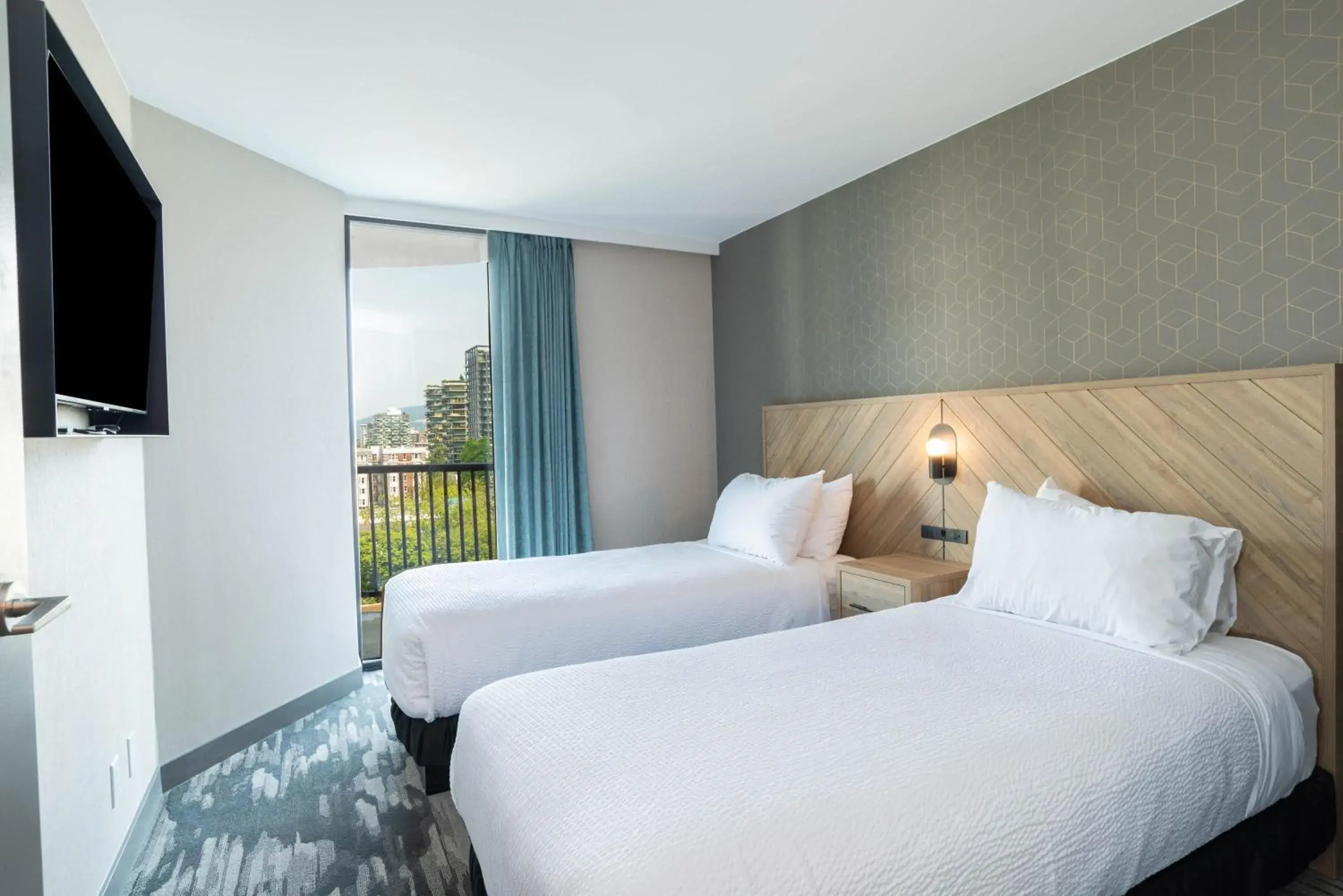 Photo of the whole room, Bed in Sandman Suites Vancouver on Davie Photo of the whole room, Bed in Sandman Suites Vancouver on Davie