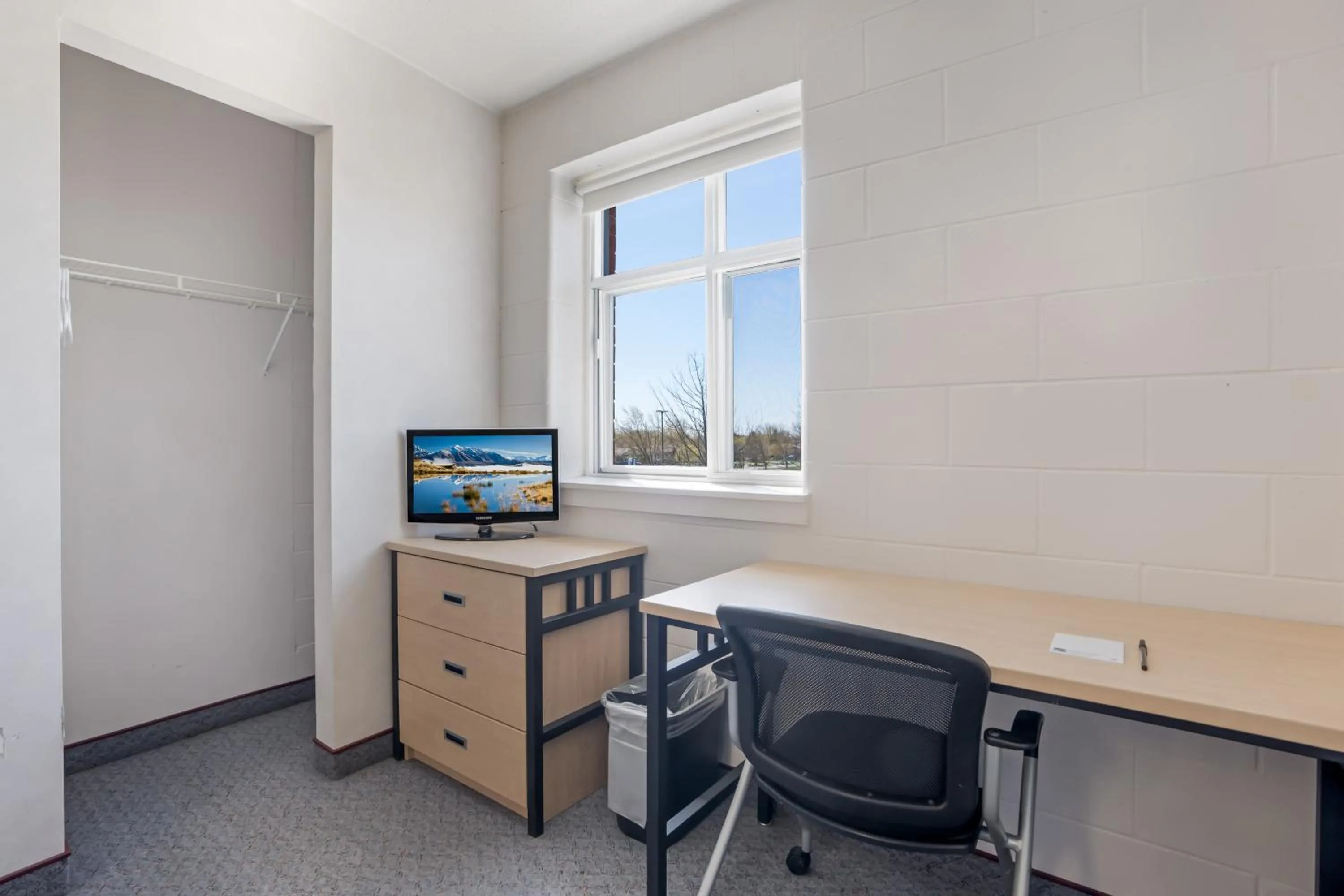 Bed in Residence & Conference Centre - Welland