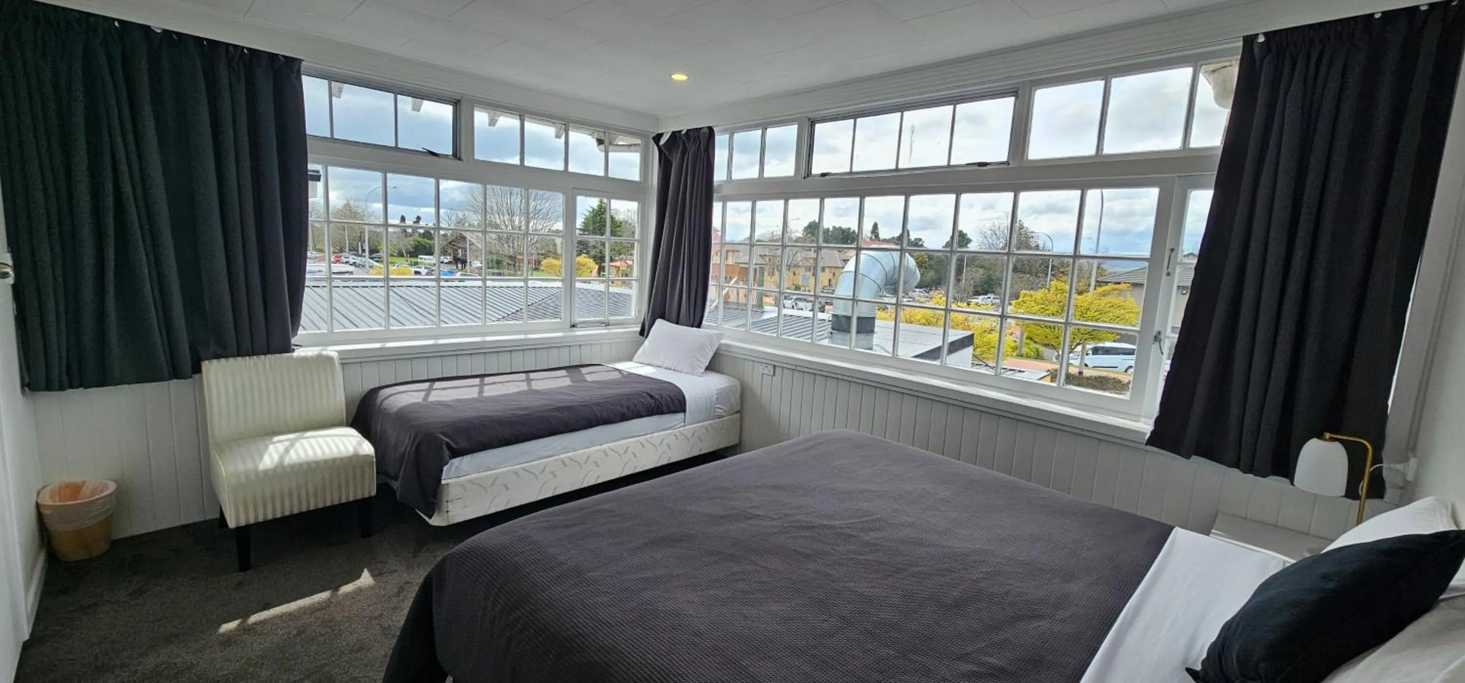 Bedroom, Bed in Kiwi As Guest House