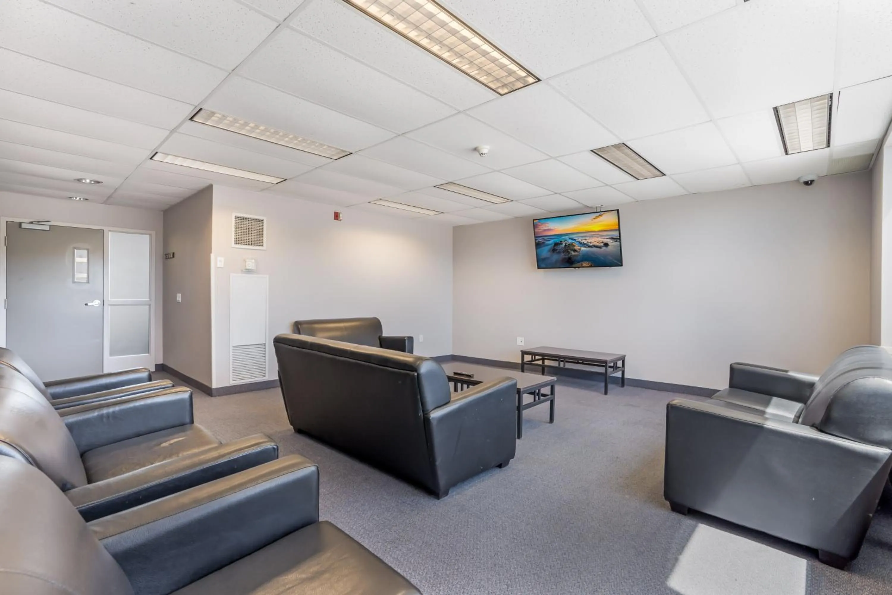Communal lounge/ TV room in Residence & Conference Centre - Niagara-on-the-Lake