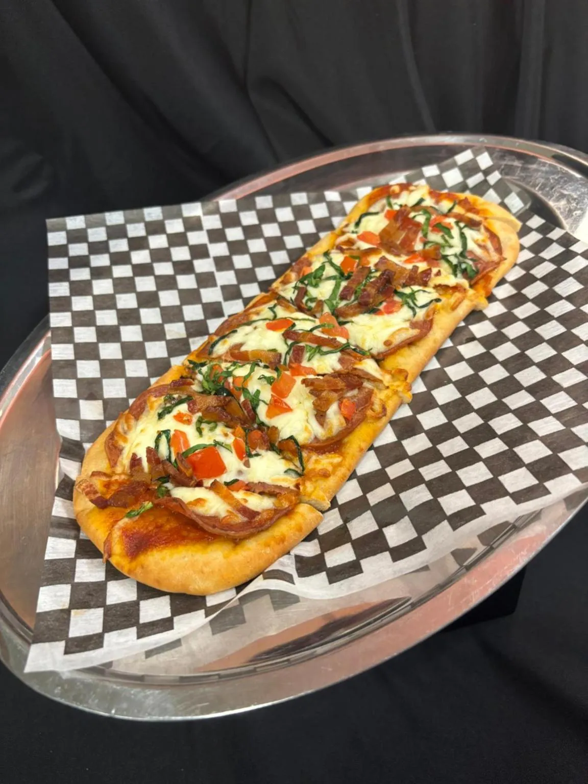 Restaurant/places to eat in Holiday Inn Montreal Longueuil by IHG